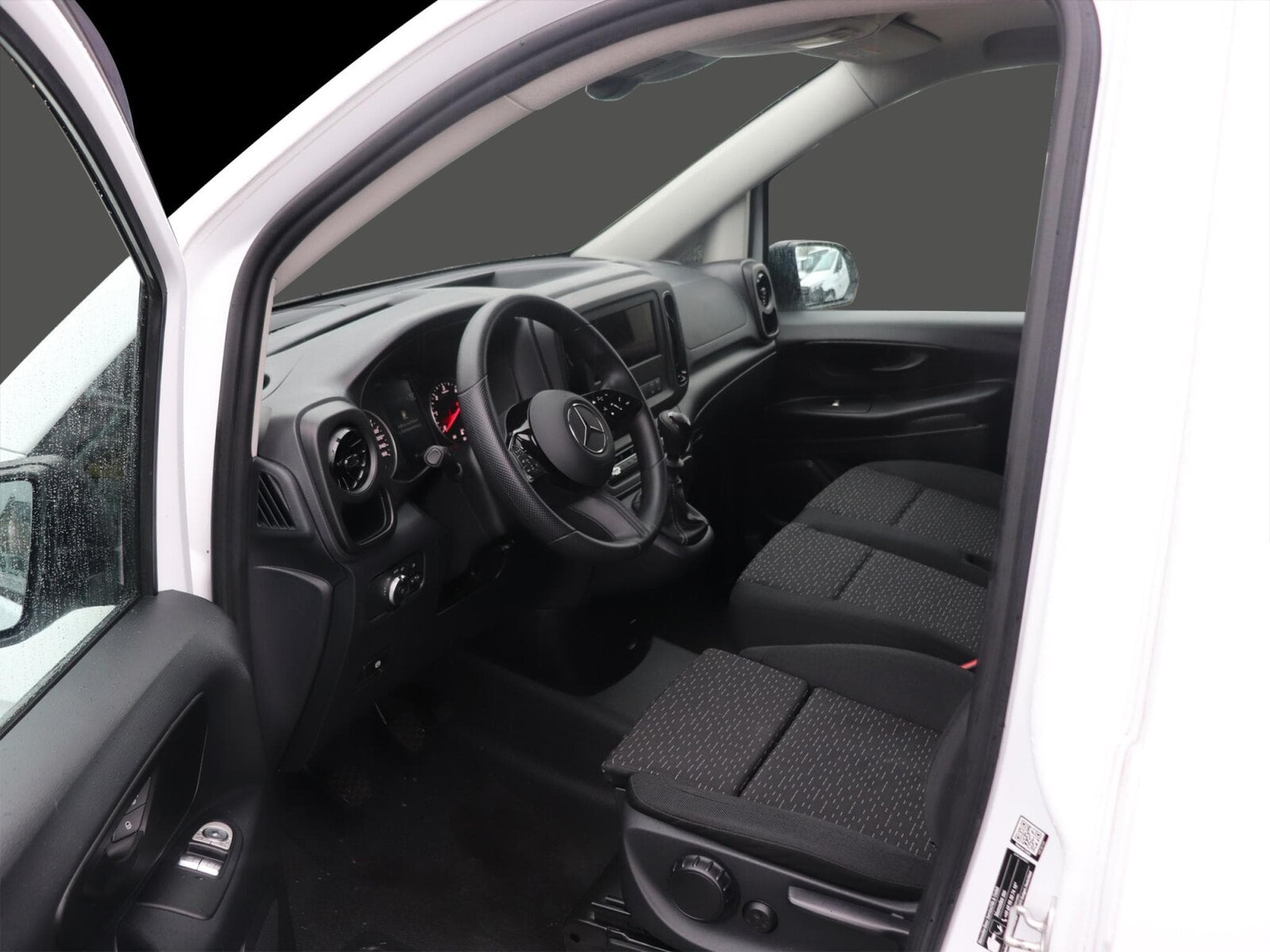 Mercedes Vito 116 CDI Kasten Lang (2024) - Photo 8