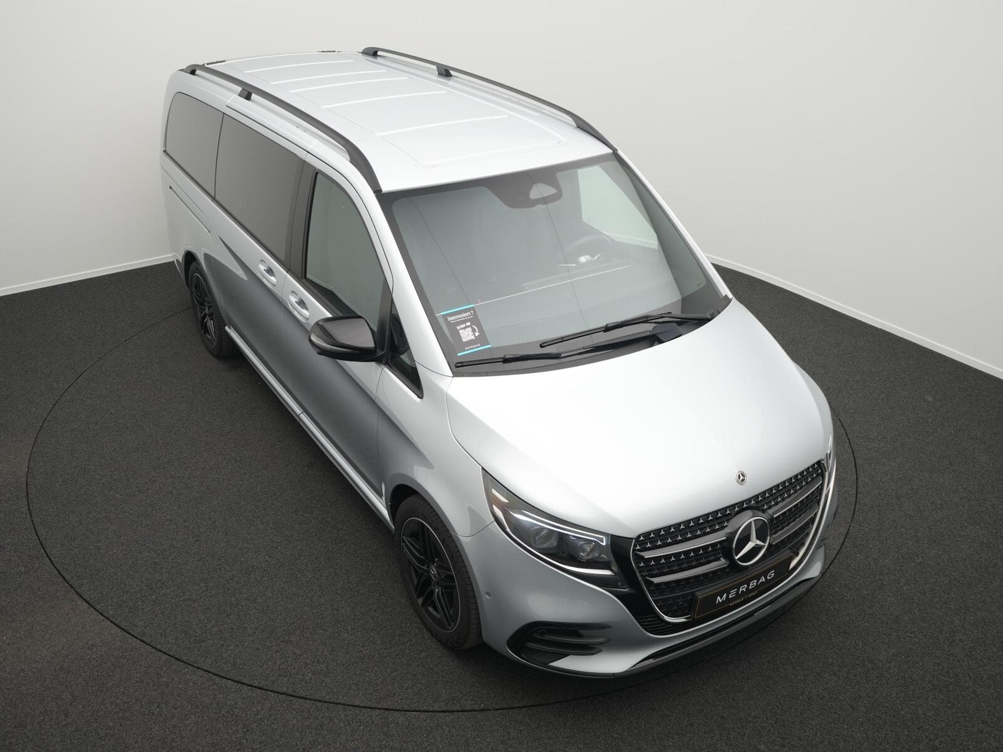 Mercedes V d RWD Avantgarde lang (2024) - Photo 10
