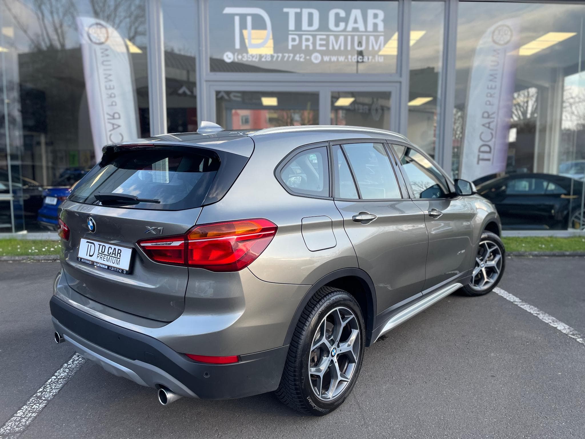 BMW X1 20i xDrive XLine Auto (2016) - Photo 17
