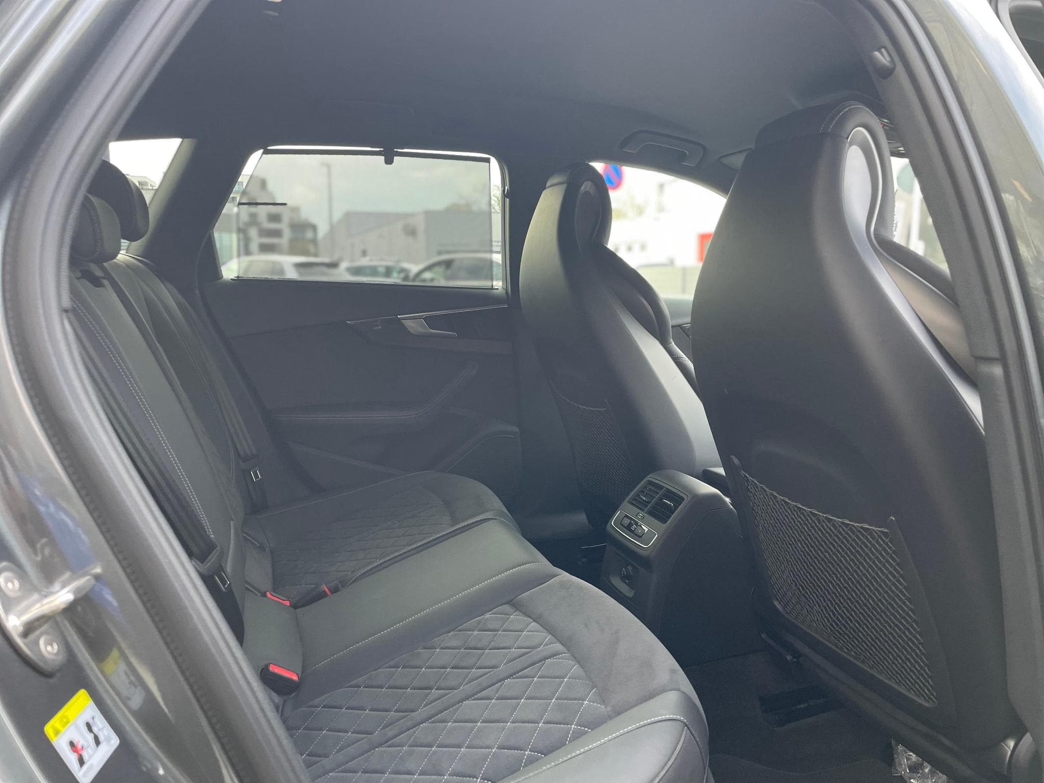 Audi S4 Avant 3l Tdi 341 Quattro S-Line (2023) - Photo 5