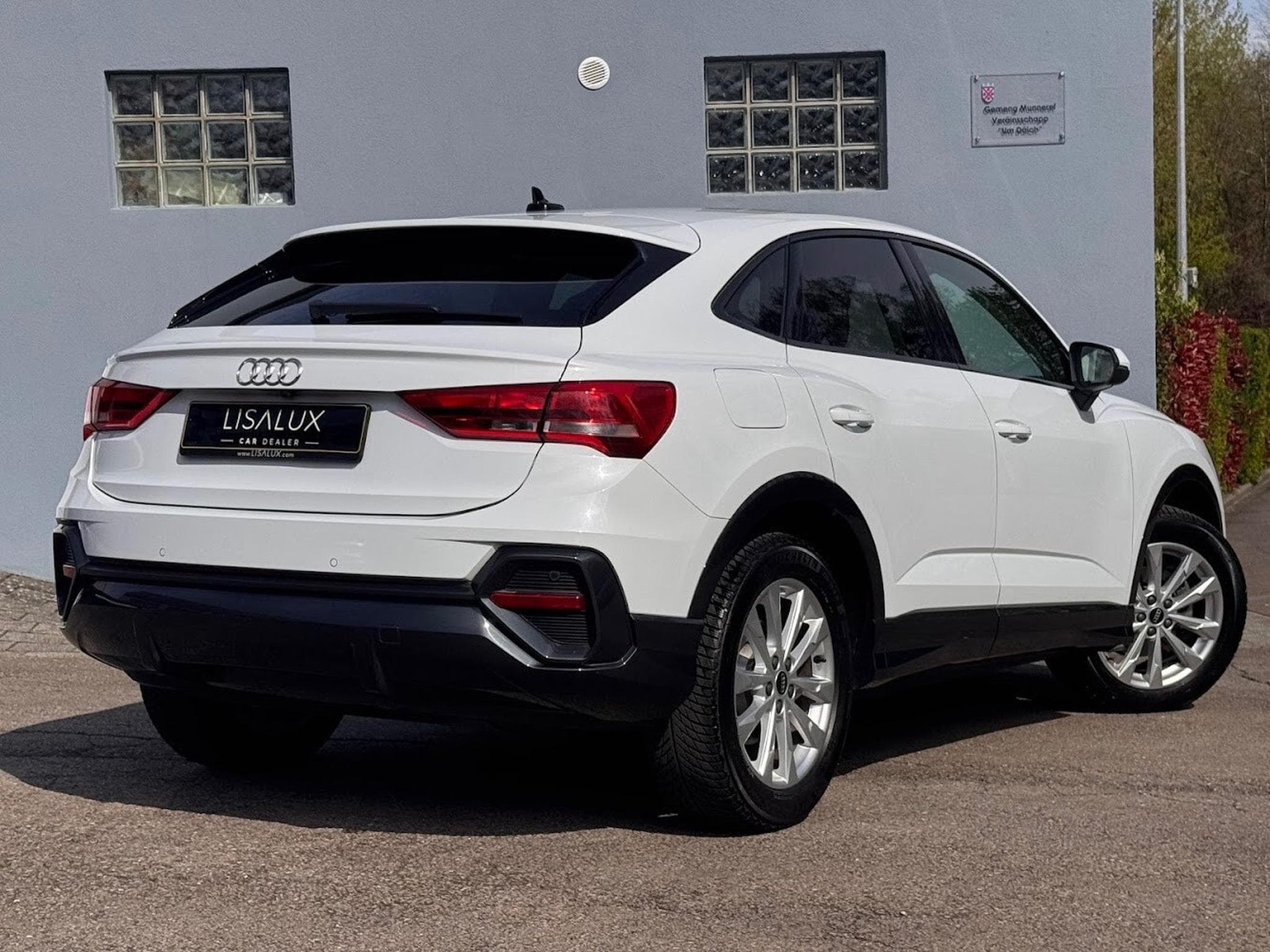Audi Q3 SPORTBACK 35 TFSI 150 CV S-LINE (2021) - Photo 2