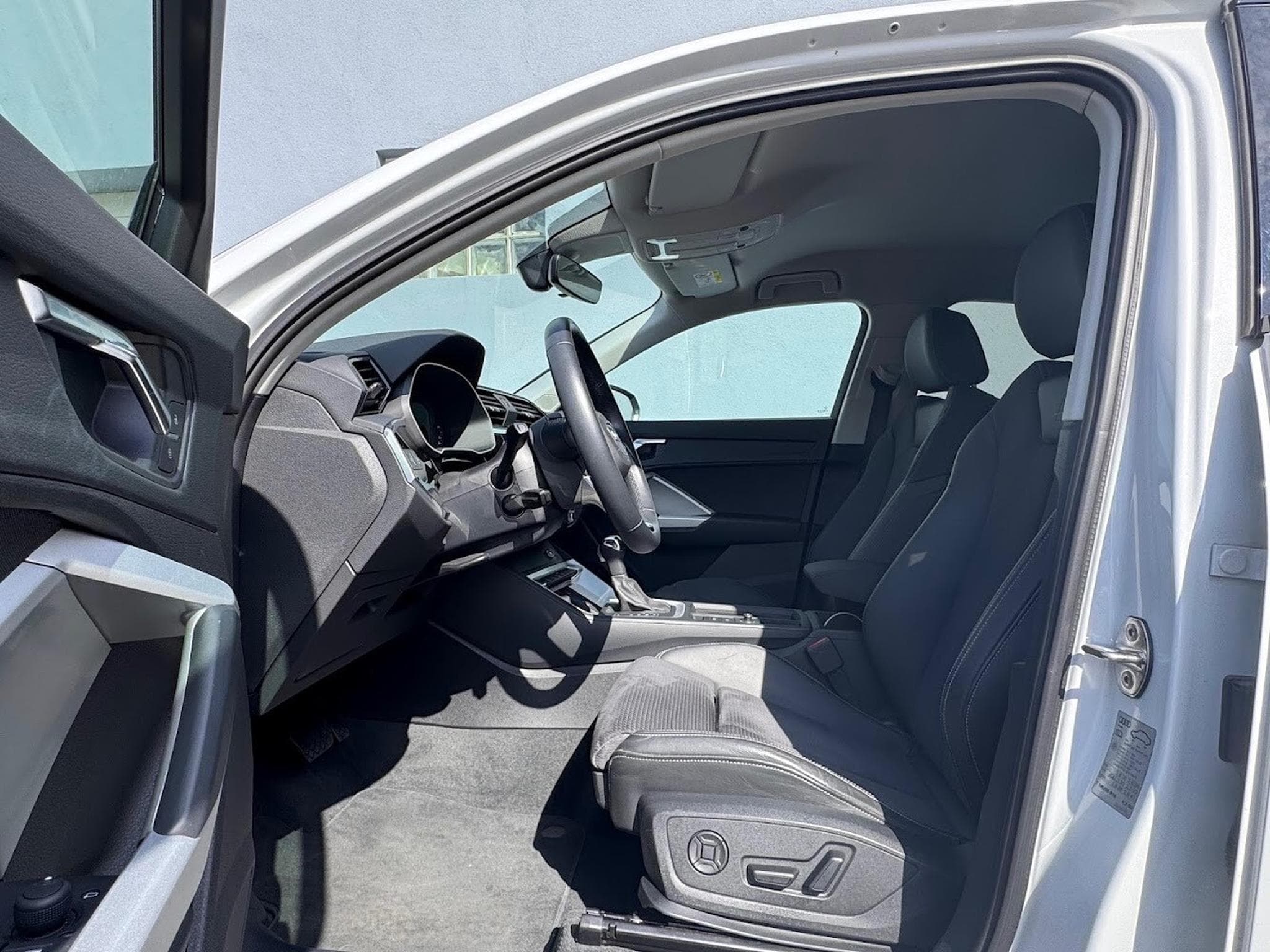 Audi Q3 SPORTBACK 35 TFSI 150 CV S-LINE (2021) - Photo 9