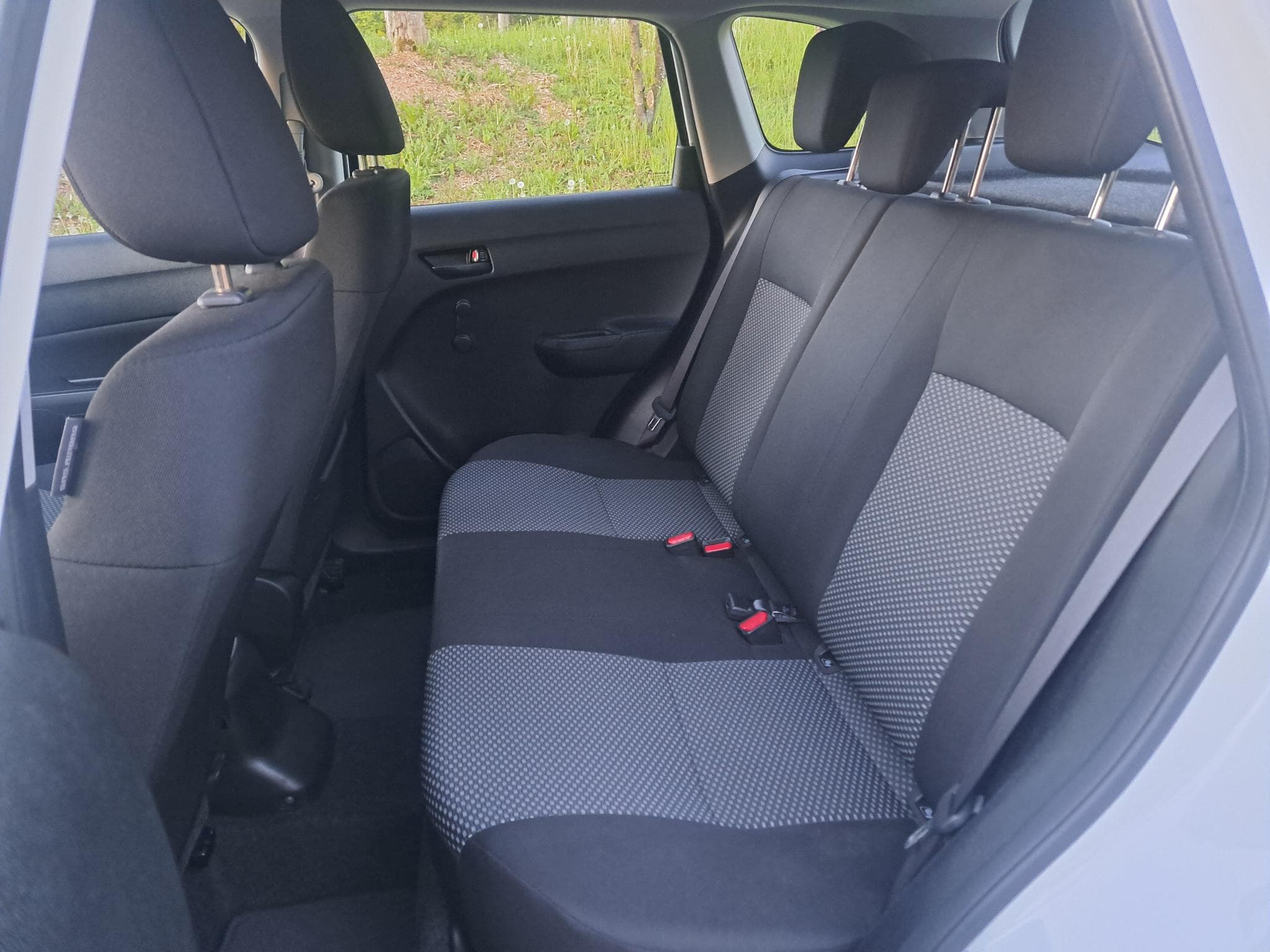 Suzuki Vitara 1.6i 4x2 120CV (2017) - Photo 14