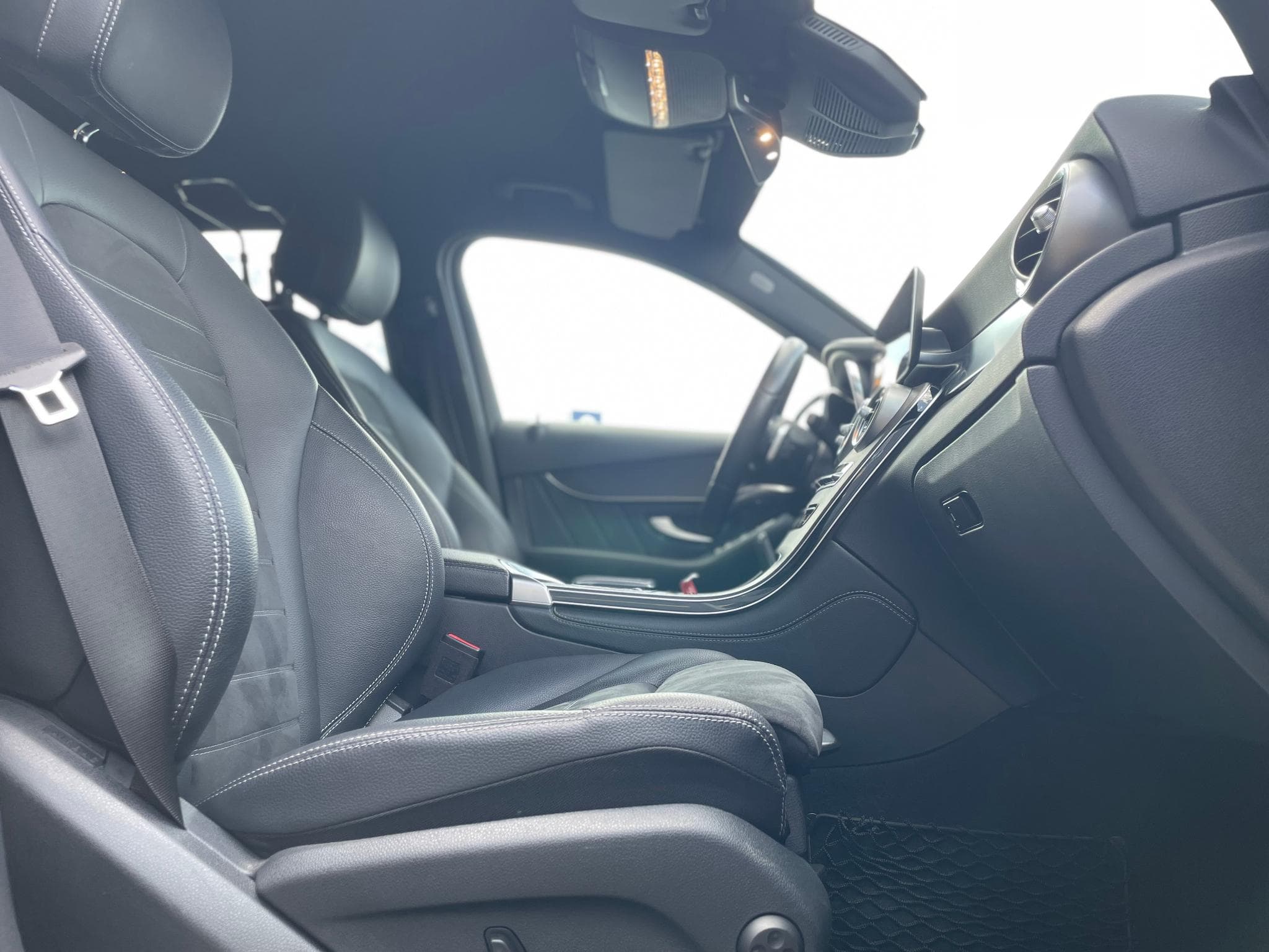 Mercedes GLC 400 D 4Matic 9G-Tronic (2019) - Photo 4