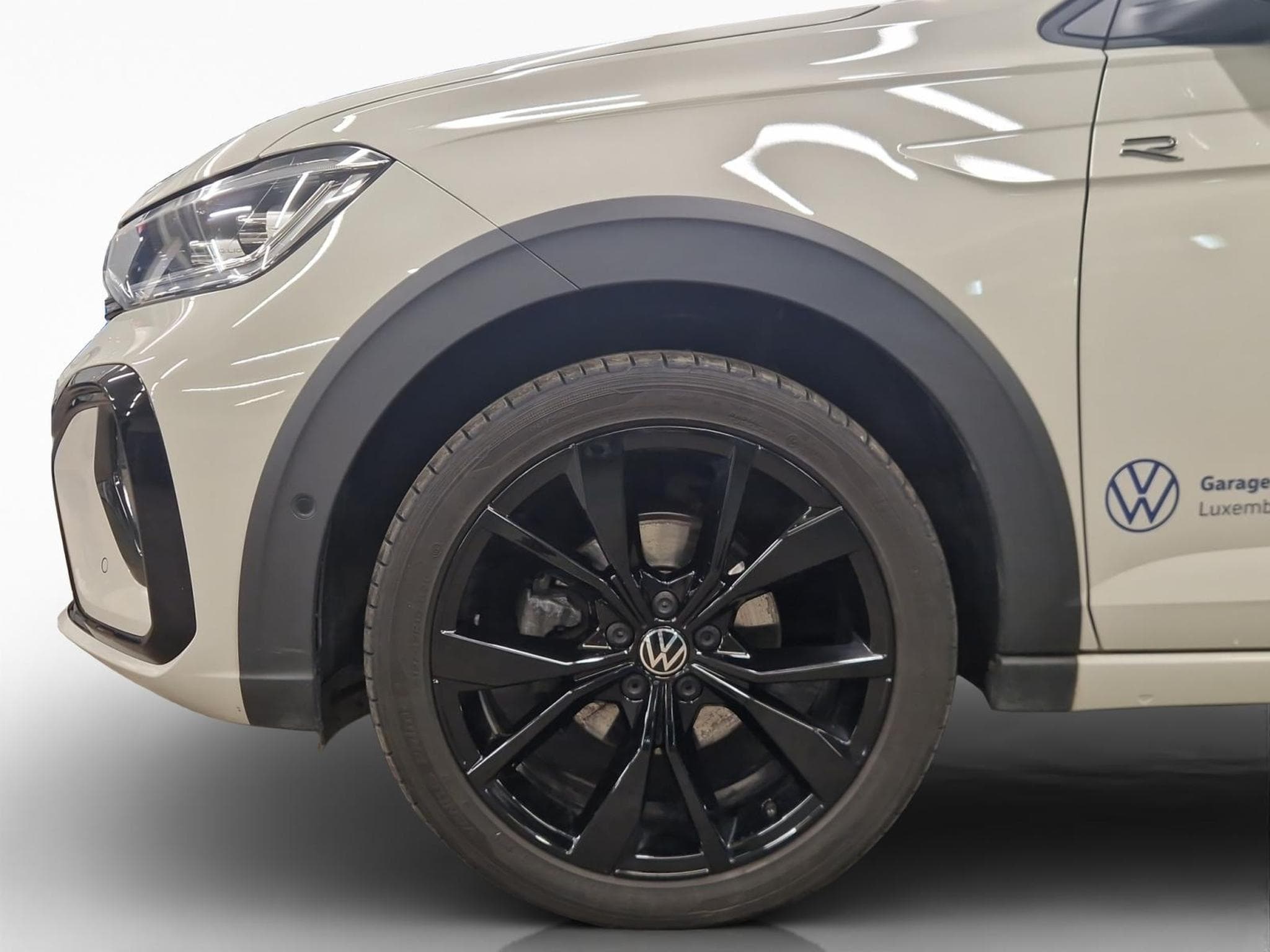 VW Taigo R-LINE (2024) - Photo 8