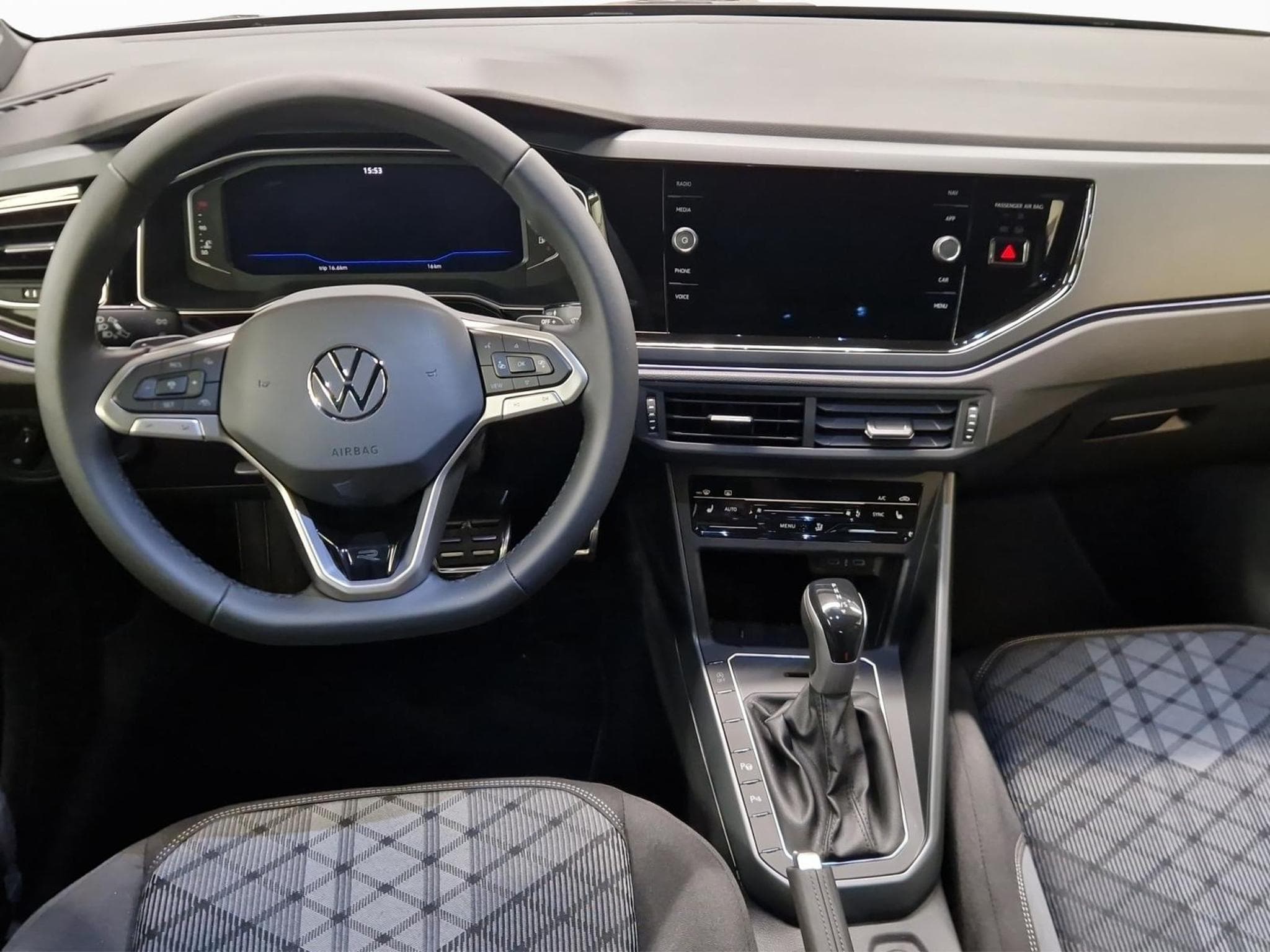 VW Polo R-LINE (2026) - Photo 2