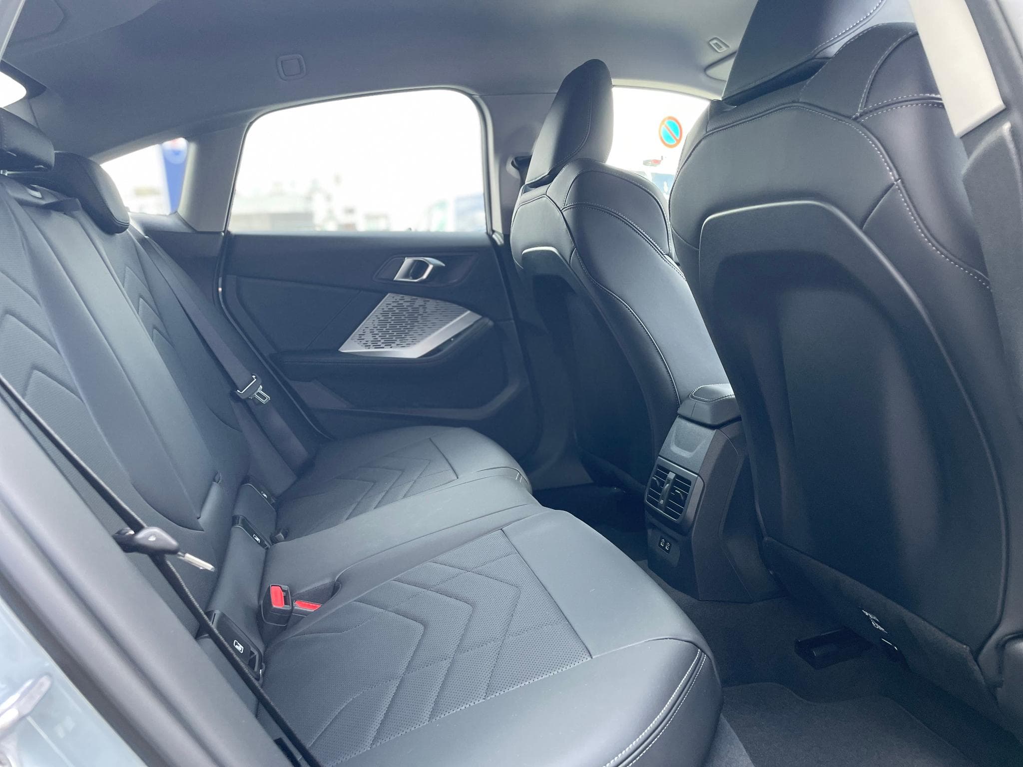 BMW 220i Gran Coupé i Pack M Auto (2026) - Photo 5