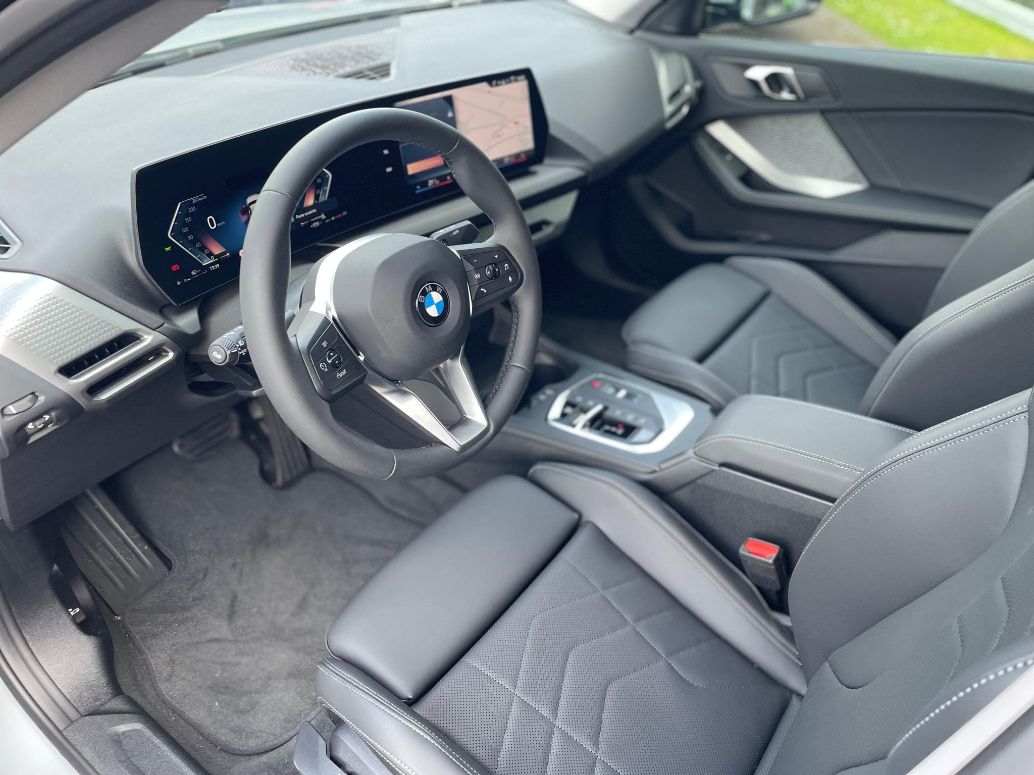 BMW 220i Gran Coupé i Pack M Auto (2026) - Photo 6