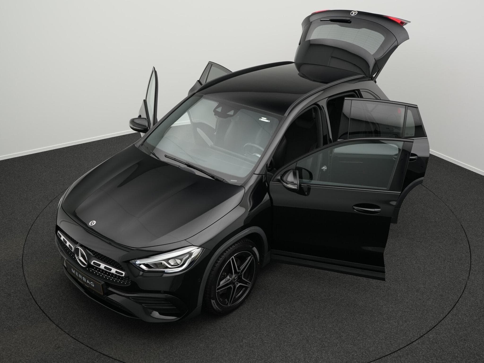 Mercedes GLA 180 AMG-Line LED+Kamera+Night+AHK+19" (2020) - Photo 12