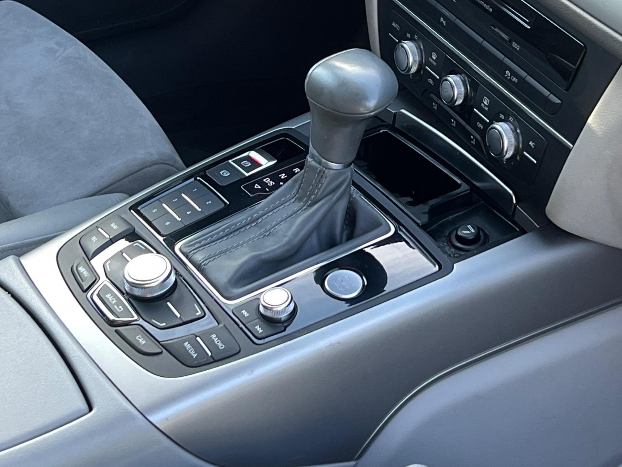 Audi A6 e-tron A6 Avant TDI (2014) - Photo 3
