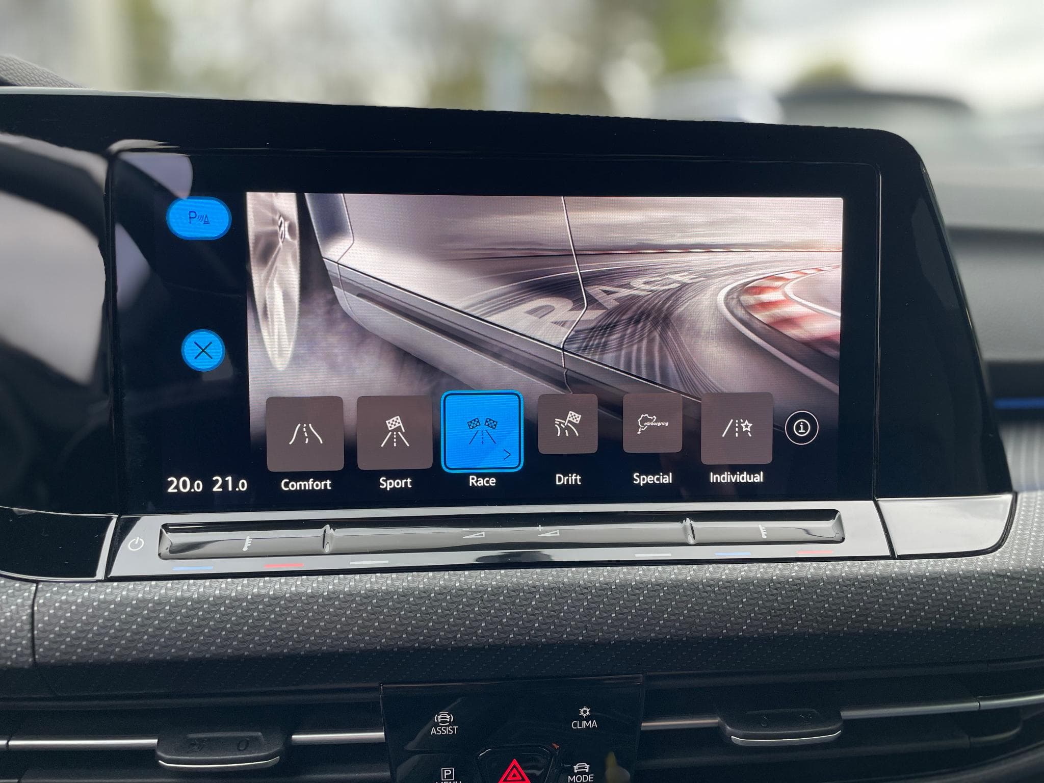 VW Golf 8 R DSG 4Motion Performance (2021) - Photo 12