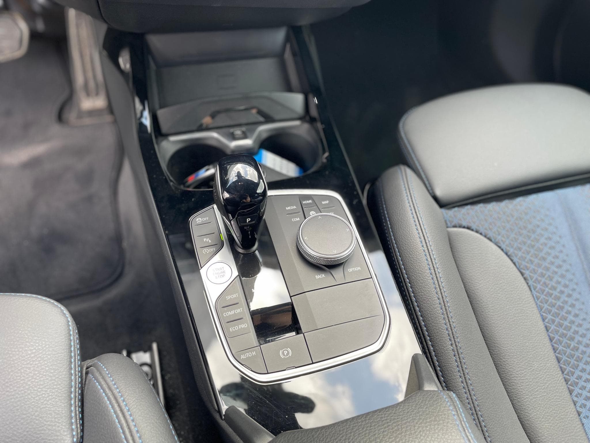 BMW 218 Gran Coupé i Pack M Auto (2024) - Photo 10