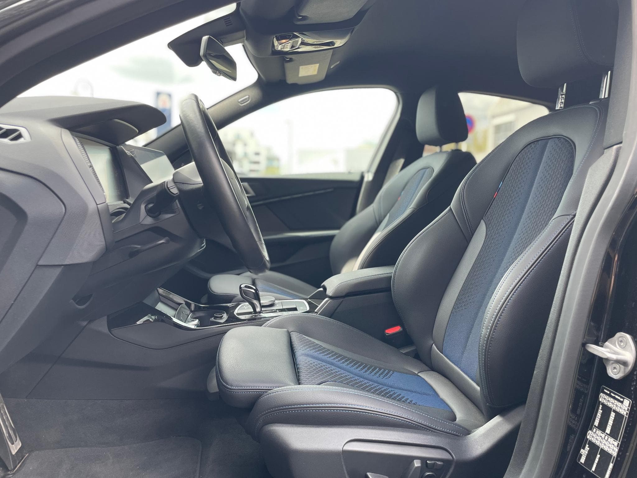 BMW 218 Gran Coupé i Pack M Auto (2024) - Photo 7