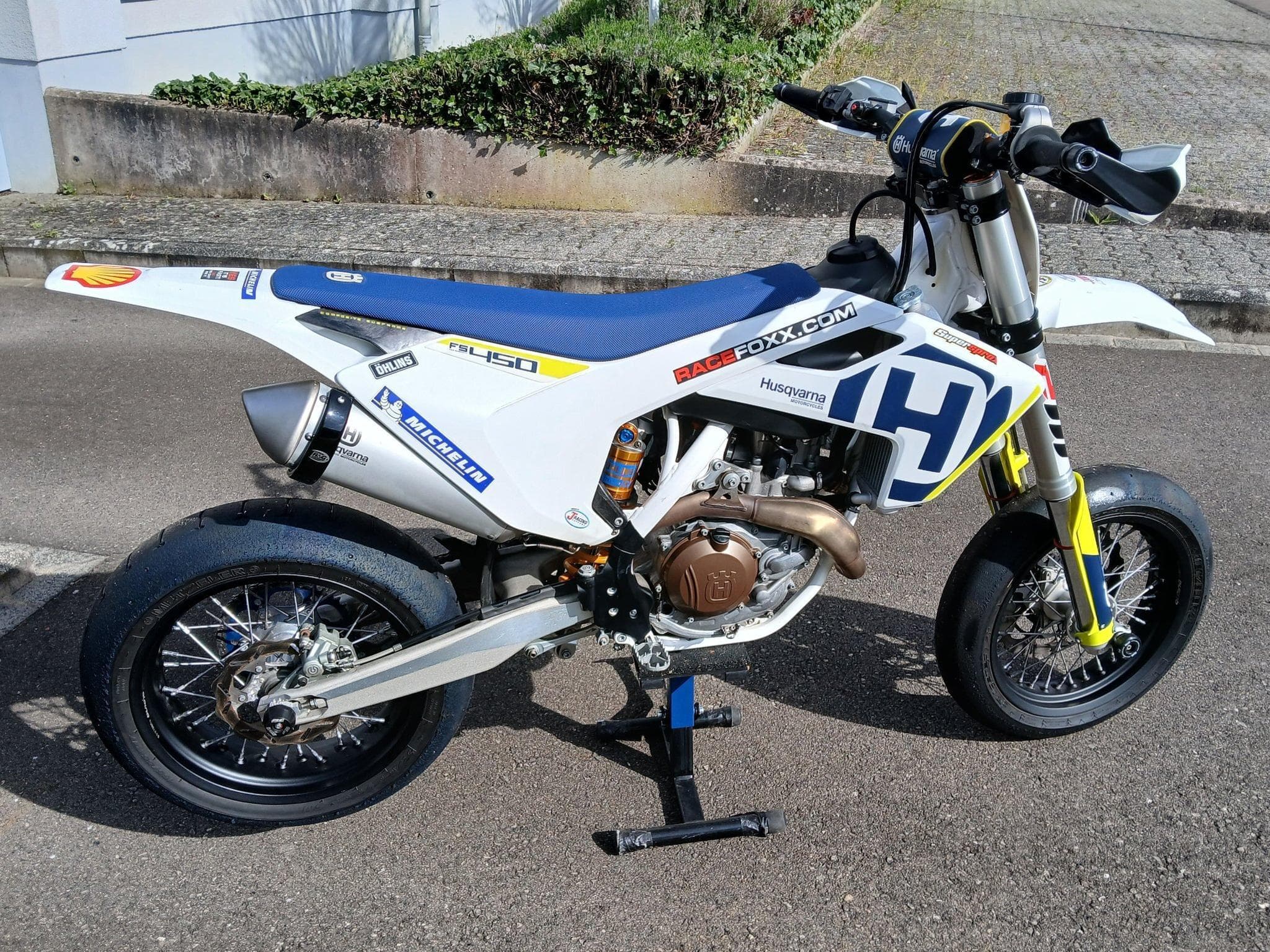 Husqvarna SM FS450 Supermoto (2018) - Photo 2