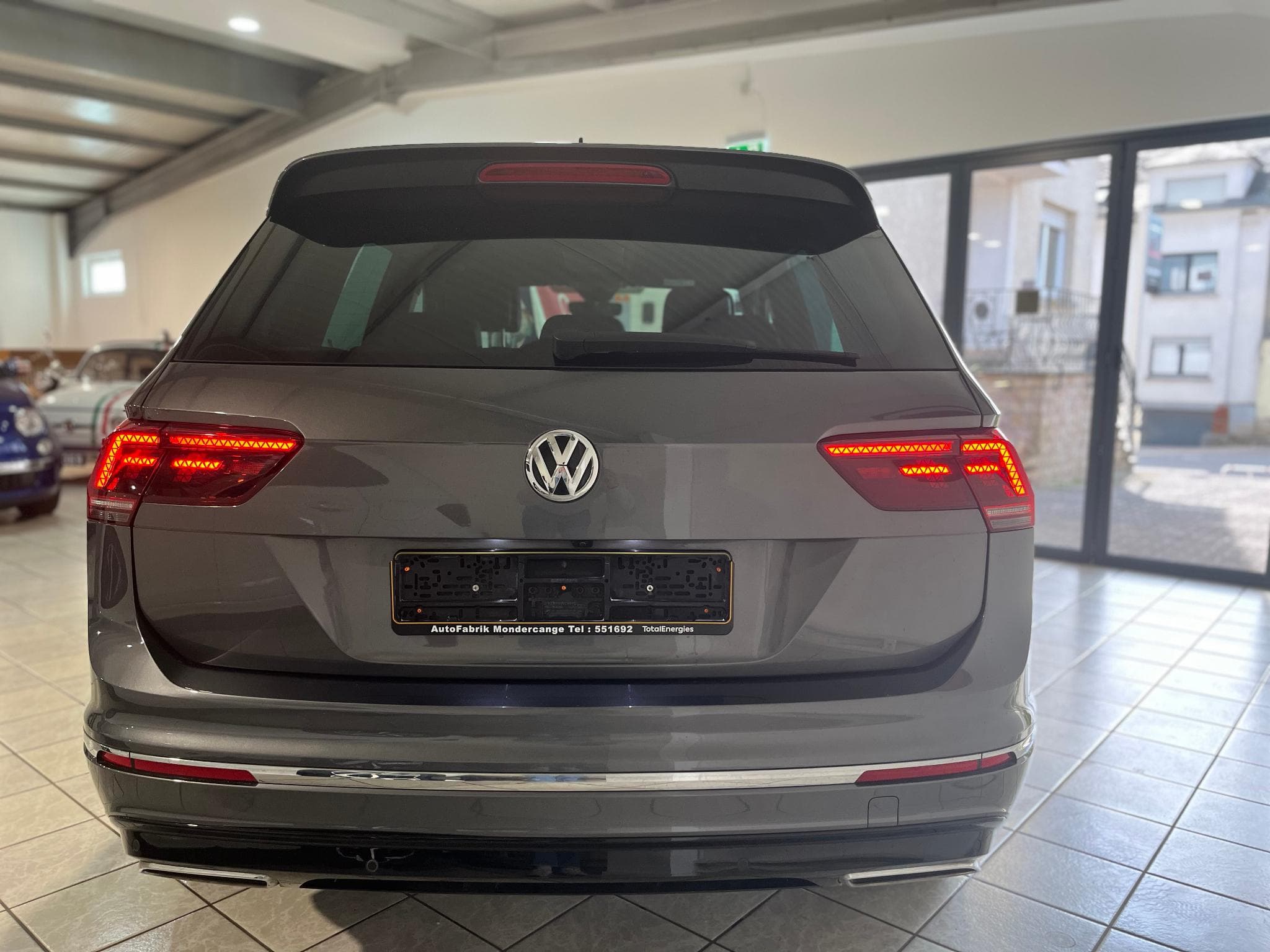 VW Tiguan 2.0 BI-TDI 240ch R-Line 4Motion DSG CARPLAY (2017) - Photo 4