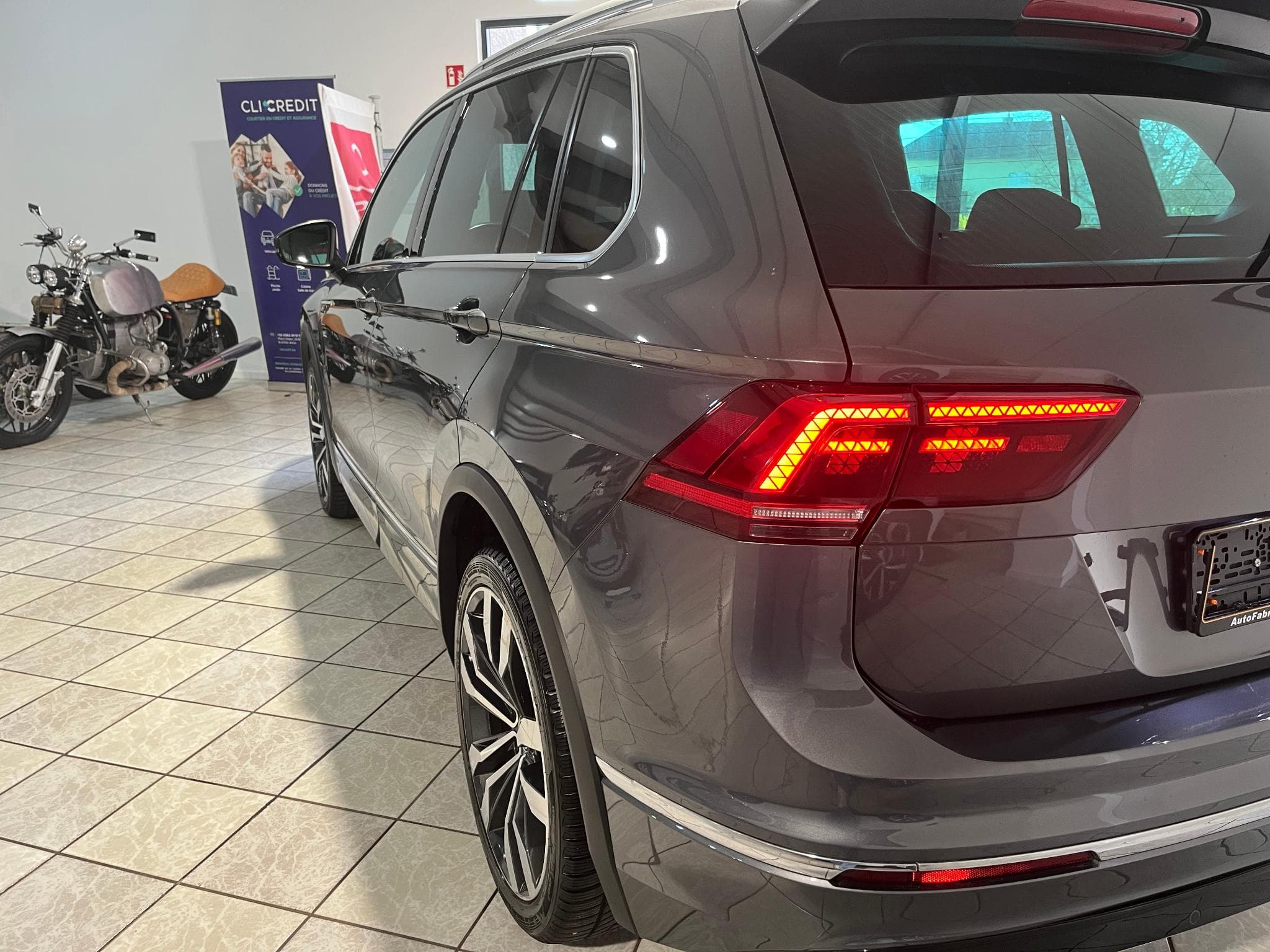 VW Tiguan 2.0 BI-TDI 240ch R-Line 4Motion DSG CARPLAY (2017) - Photo 9