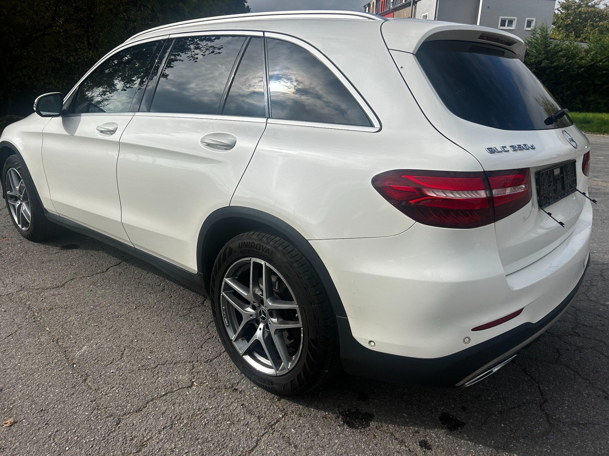 Mercedes GLC 250 AMG 4 MATIC (2019) - Photo 4