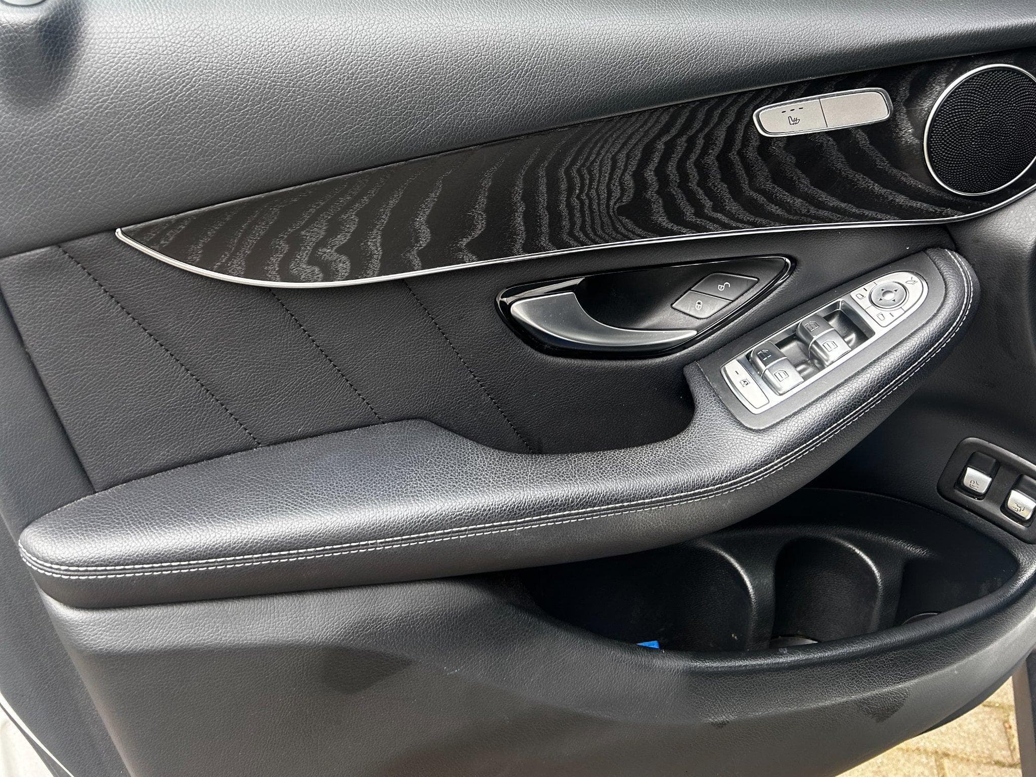 Mercedes GLC 250 AMG 4 MATIC (2019) - Photo 11