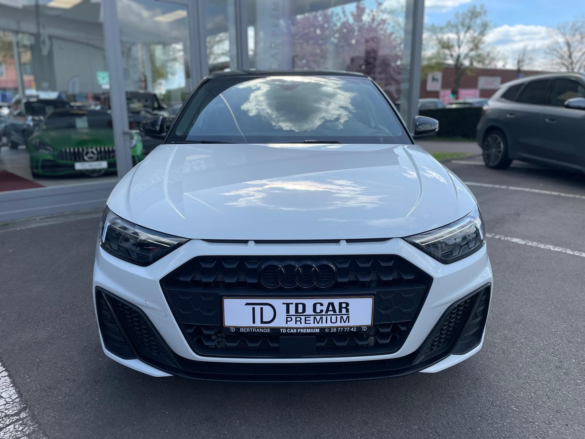 Audi A1 Sportback 35 TFSI S-tronic S-Line (2021) - Photo 2