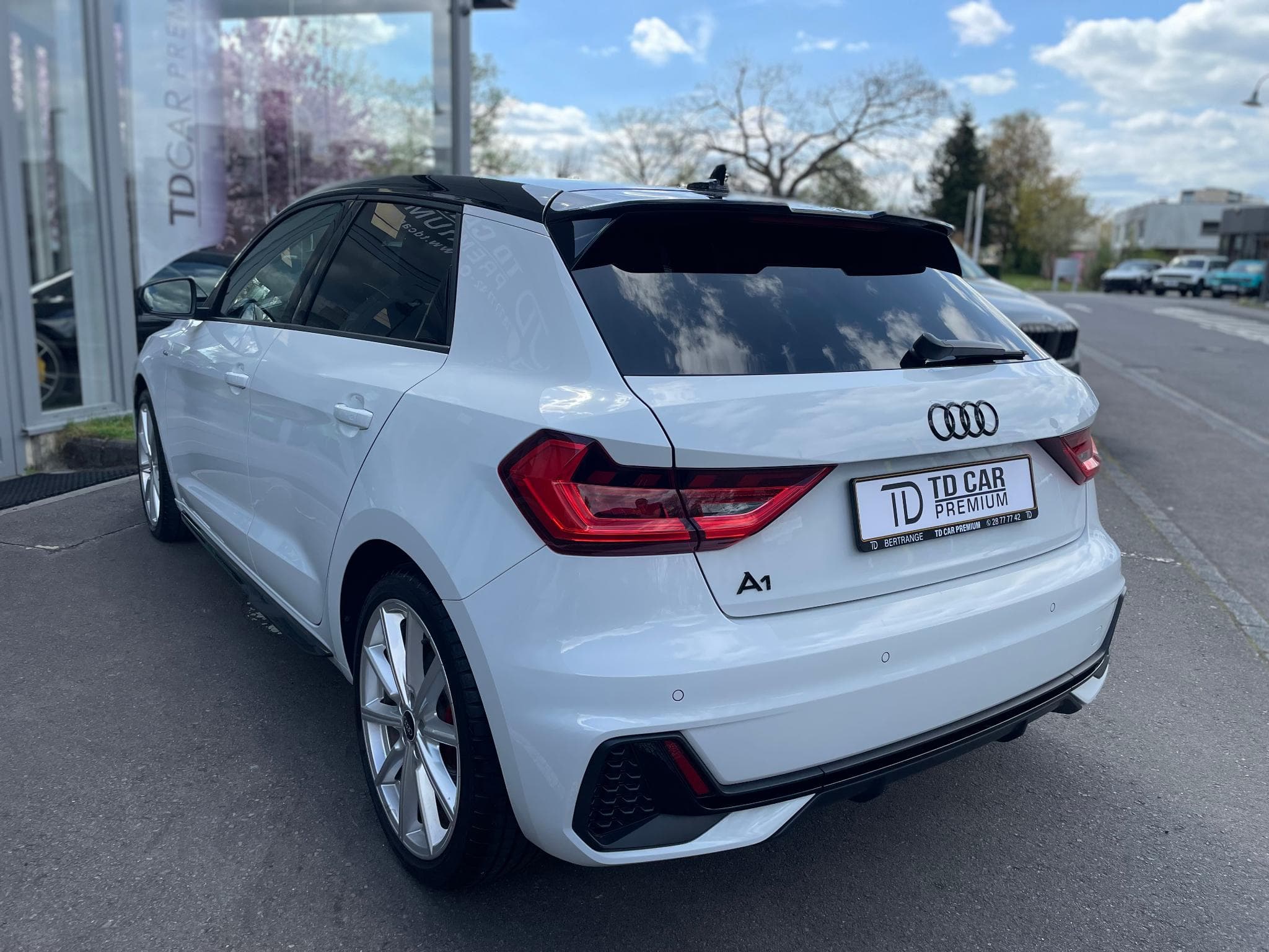 Audi A1 Sportback 35 TFSI S-tronic S-Line (2021) - Photo 13