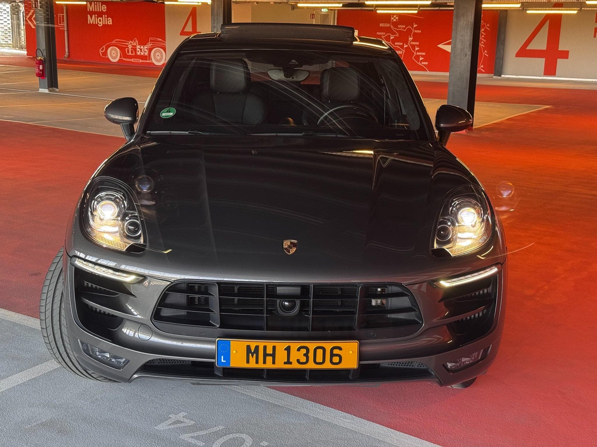 Porsche Macan Turbo (2014) - Photo 3