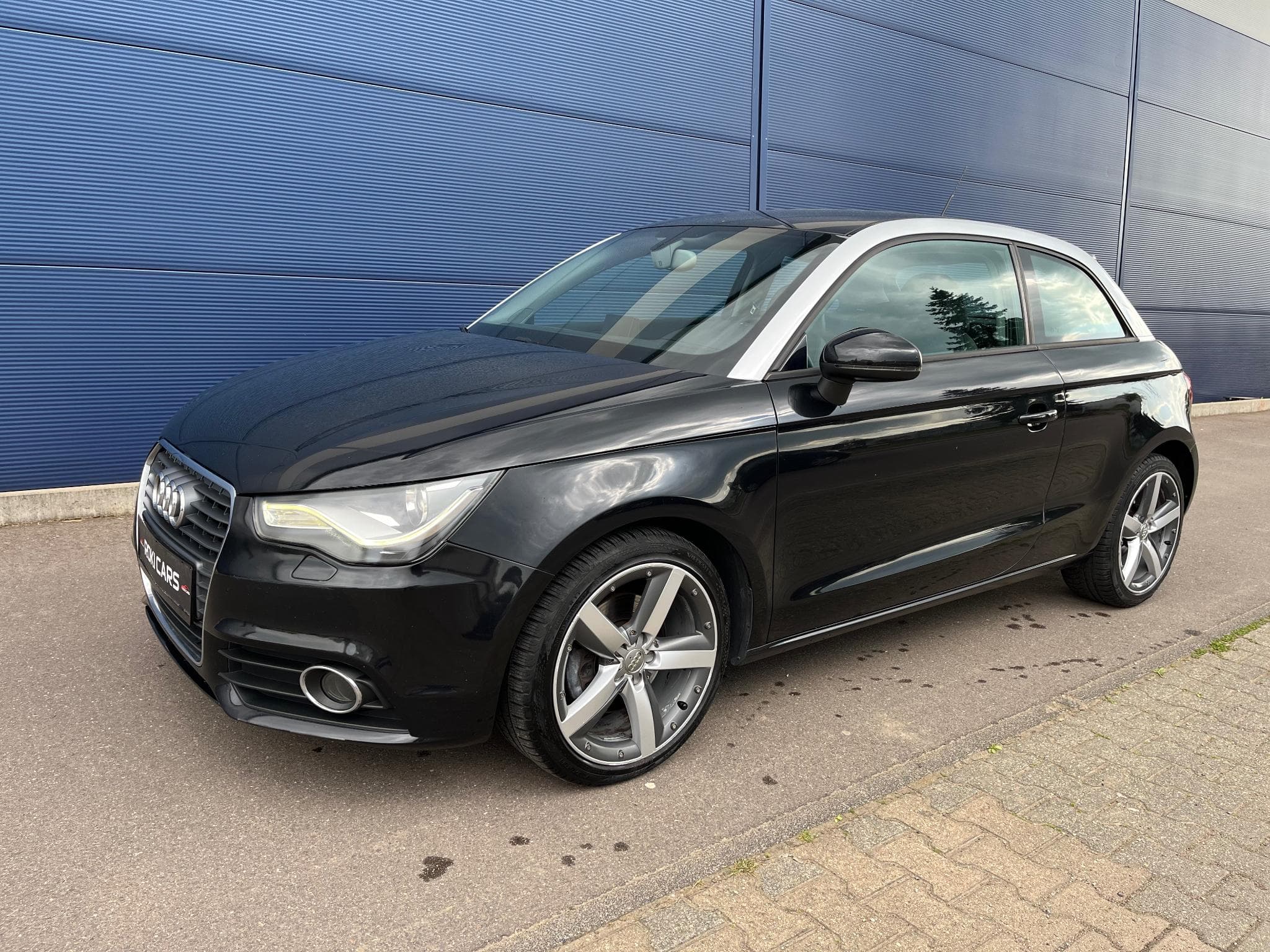 Audi A1 1.6 TDI (2011) - Photo 3