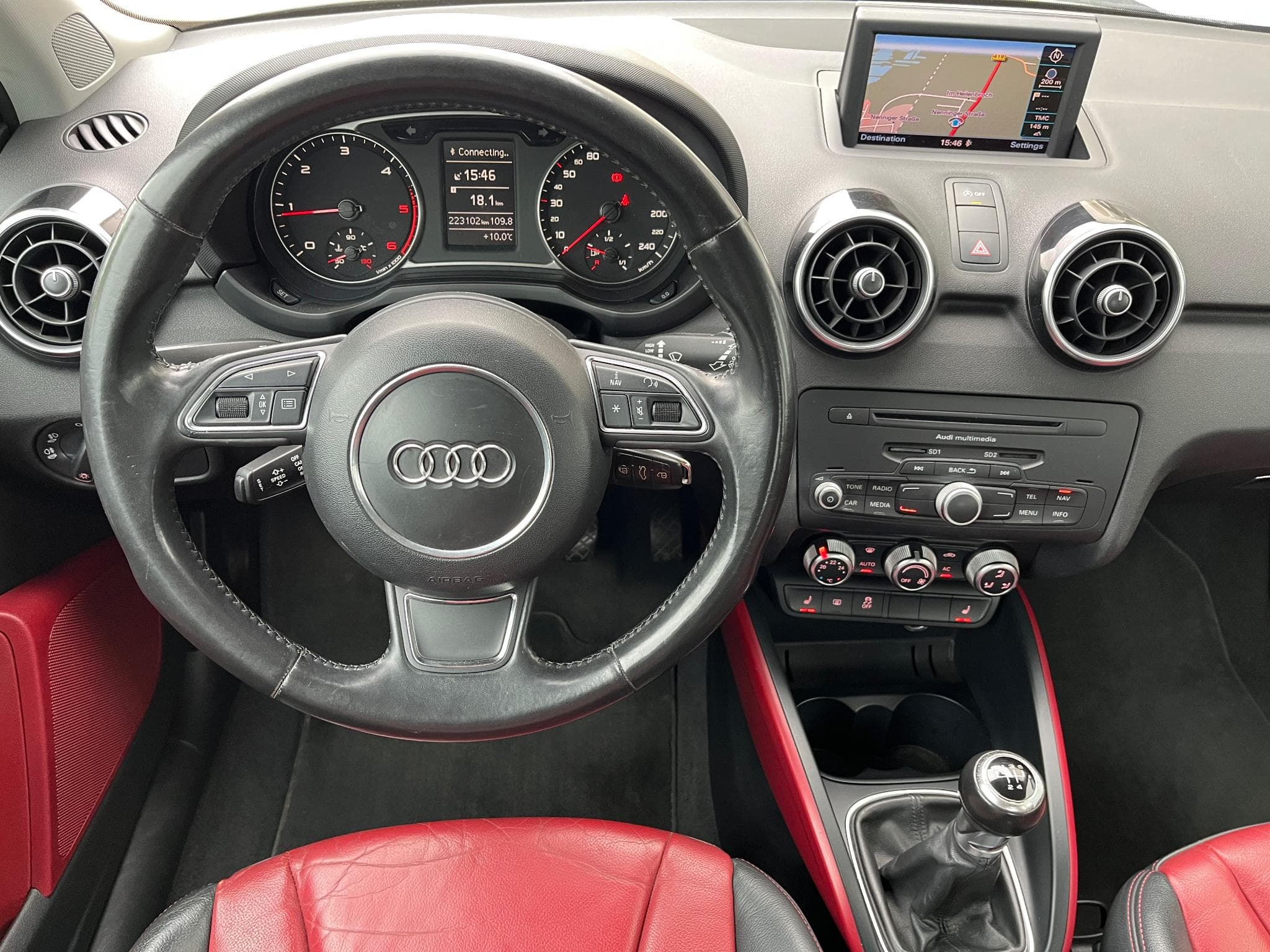Audi A1 1.6 TDI (2011) - Photo 9