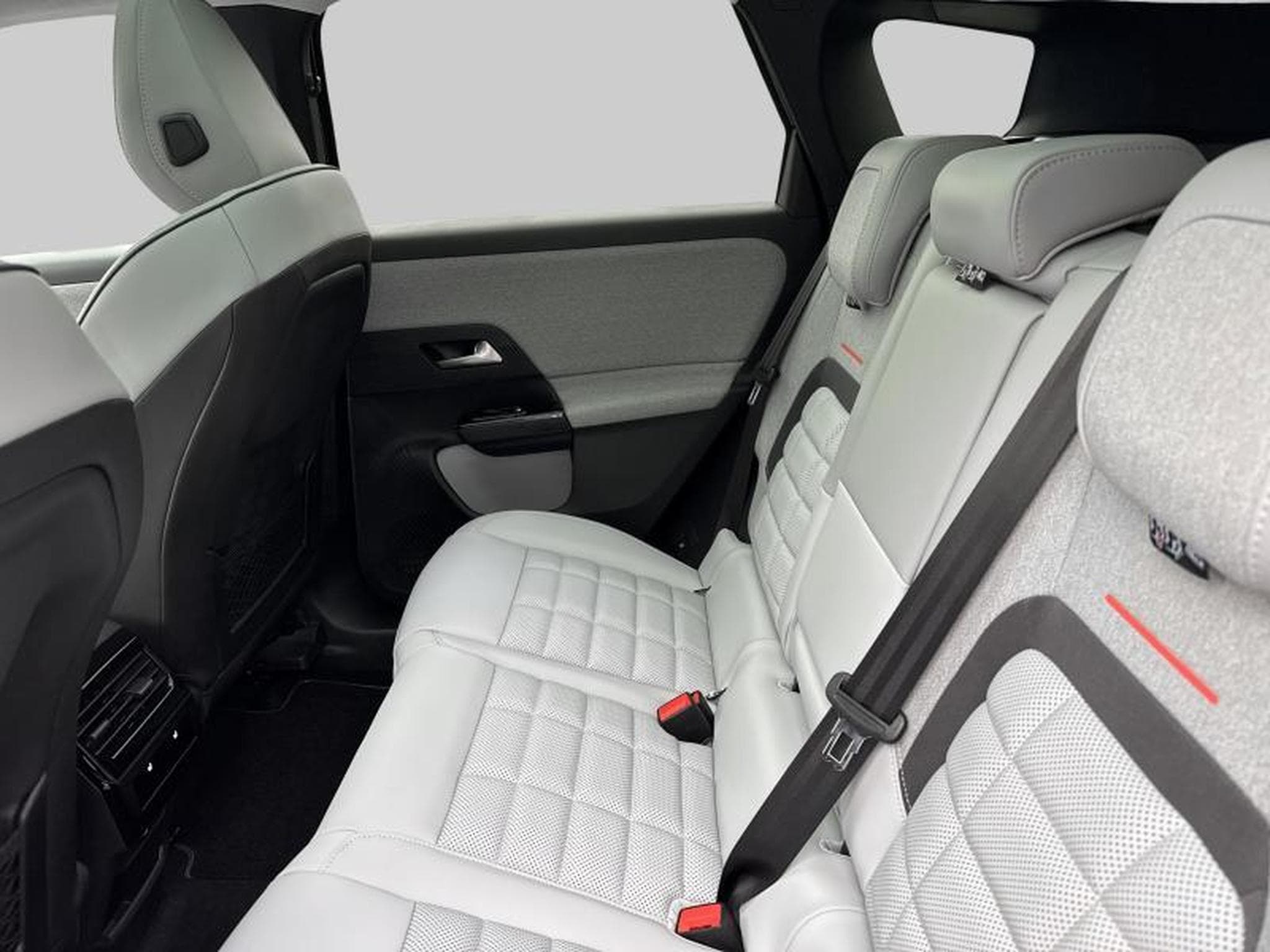 Citroen C5 Aircross max (2025) - Photo 12