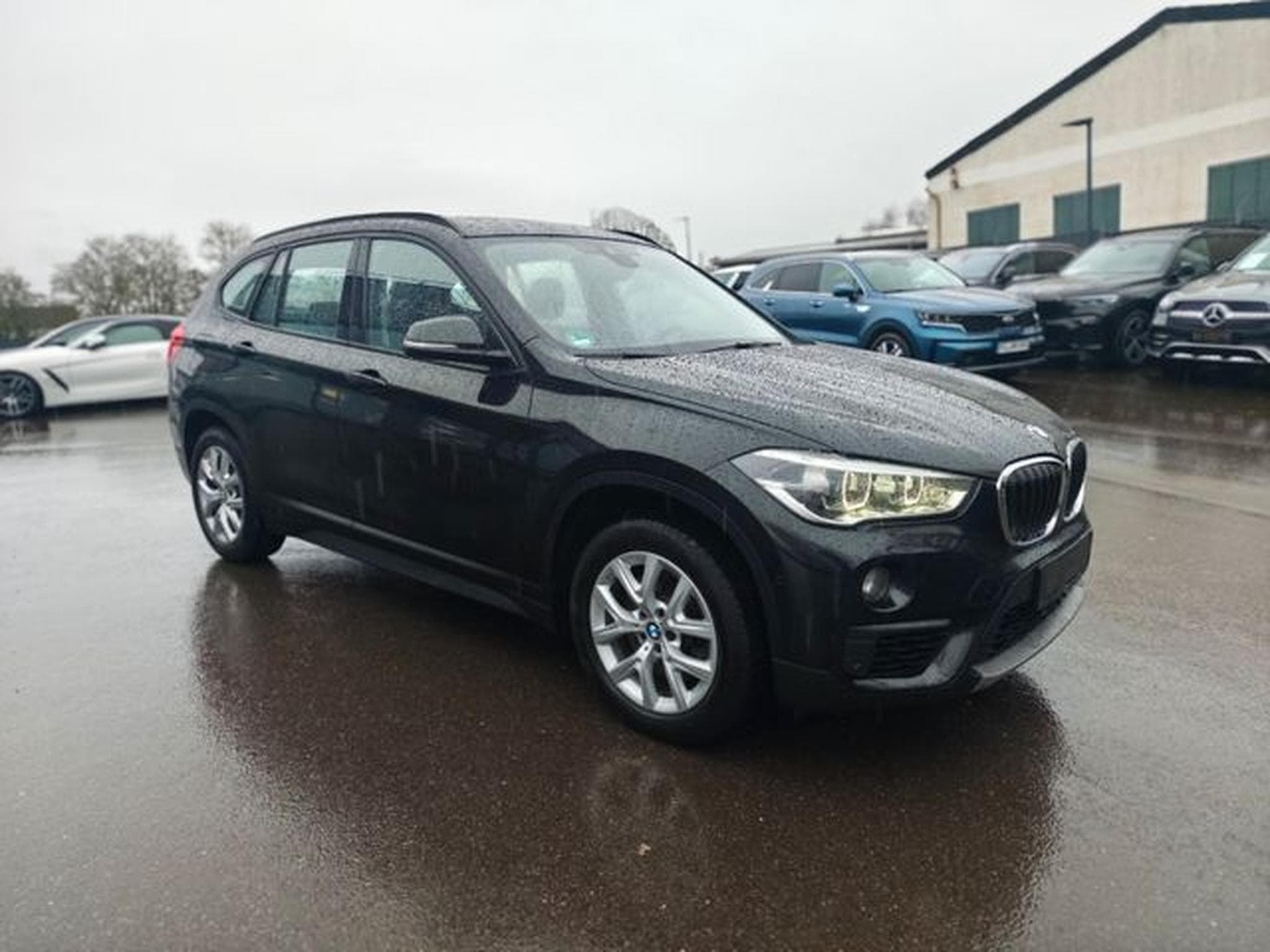 BMW X1 X1 xDRIVE*2.0D*AUT*ADVANTAGE*LED*AHK*NAVI*ASSIST (2019) - Photo 5