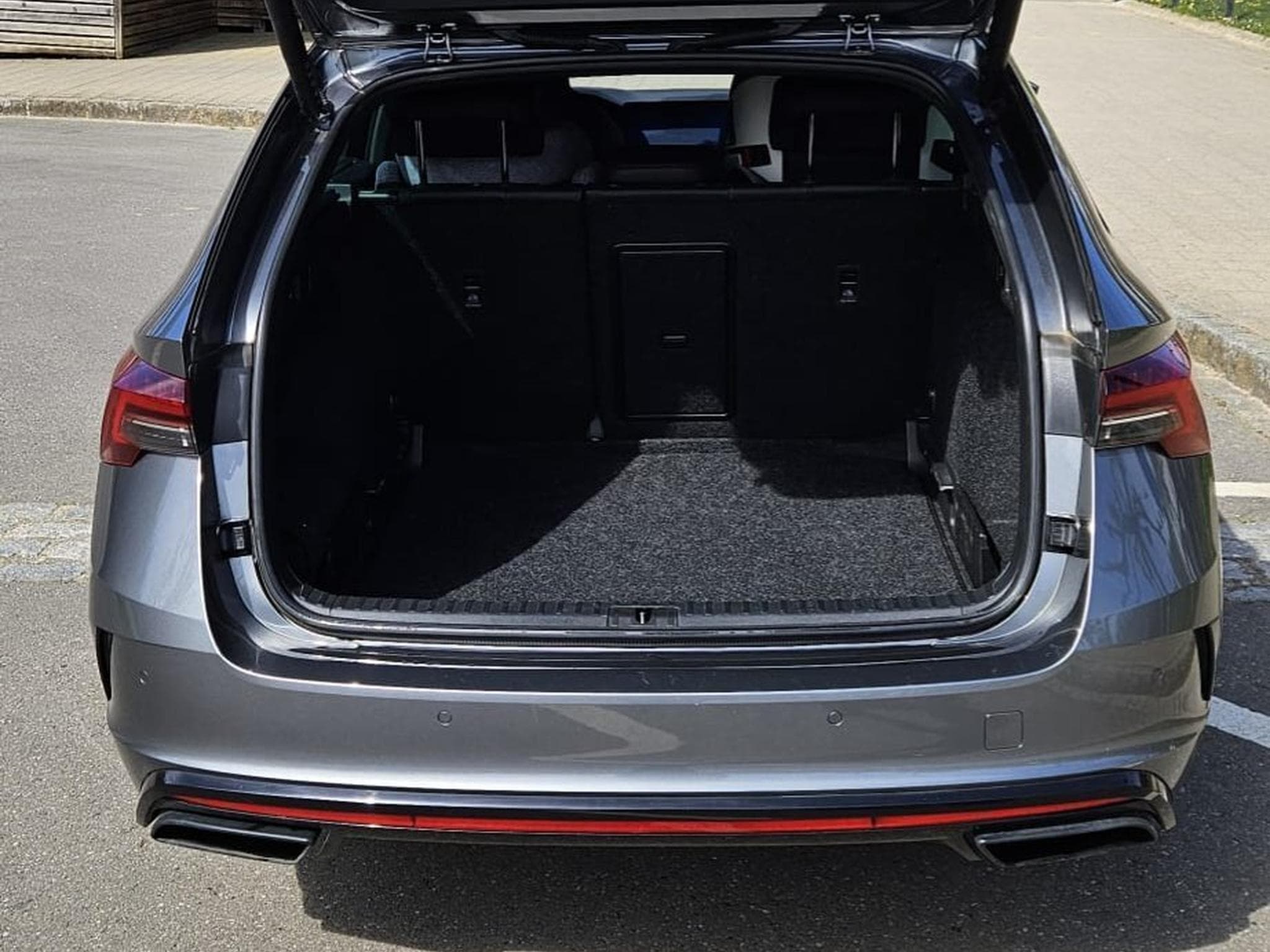 Skoda Octavia RS (2025) - Photo 5