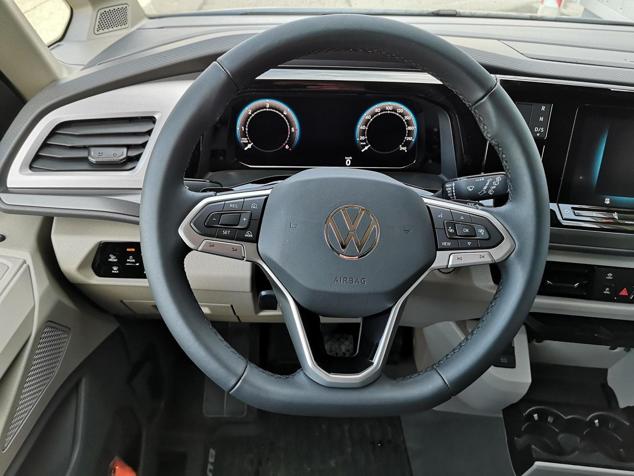 VW T7 2.0 TDI LÜ (2025) - Photo 4