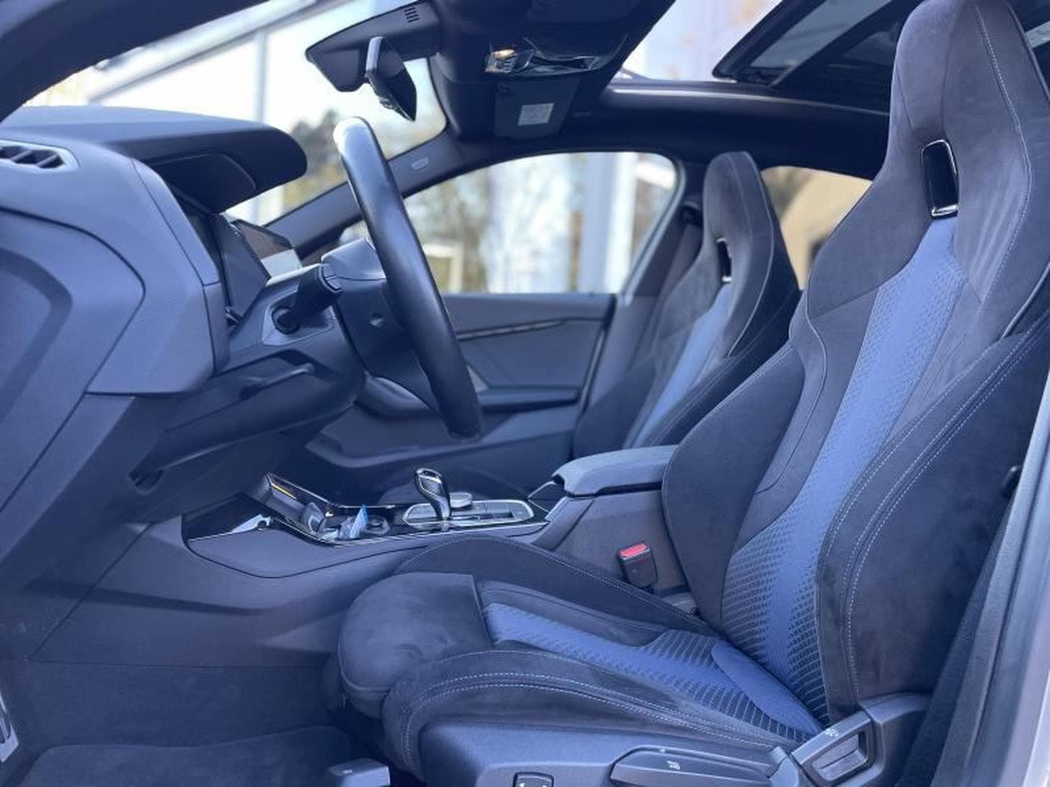 BMW 218 Gran Coupé i Pack M Auto Frozen Grey Toit Ouvrant (2024) - Photo 7