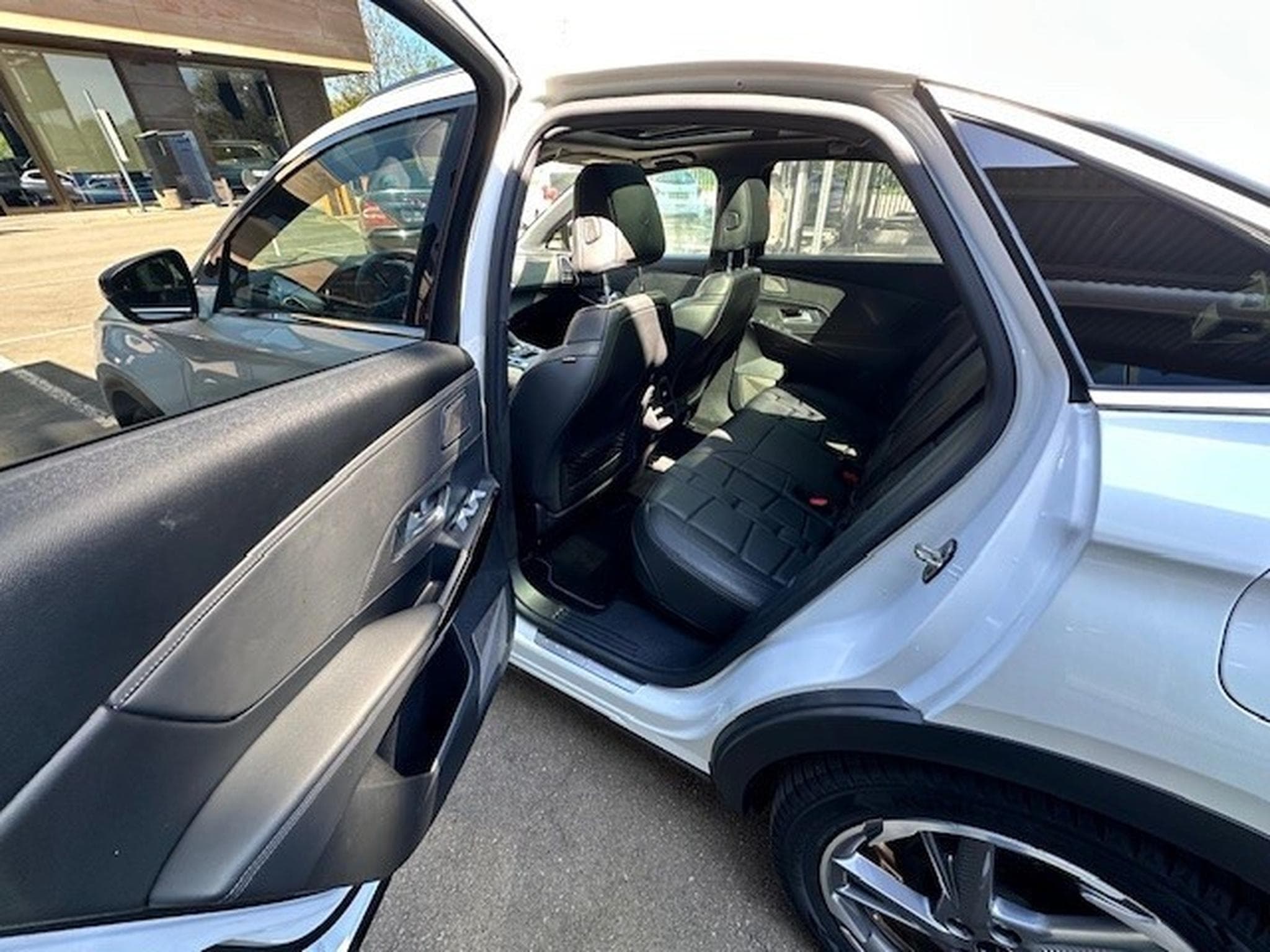 DS Automobiles DS7 Crossback E tense 4x4 300CH OPERA (2021) - Photo 10