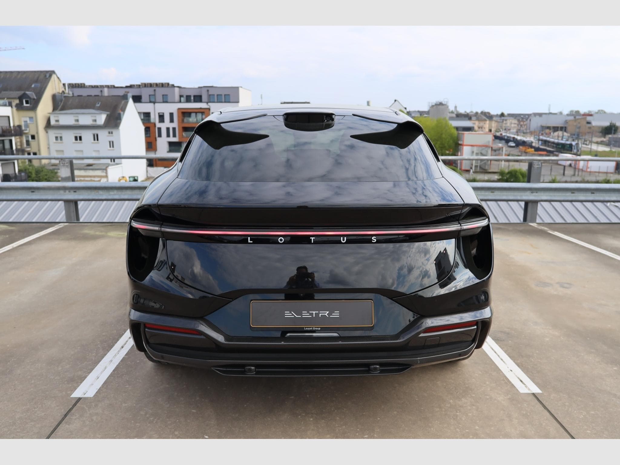 Lotus Eletre R (2024) - Photo 3