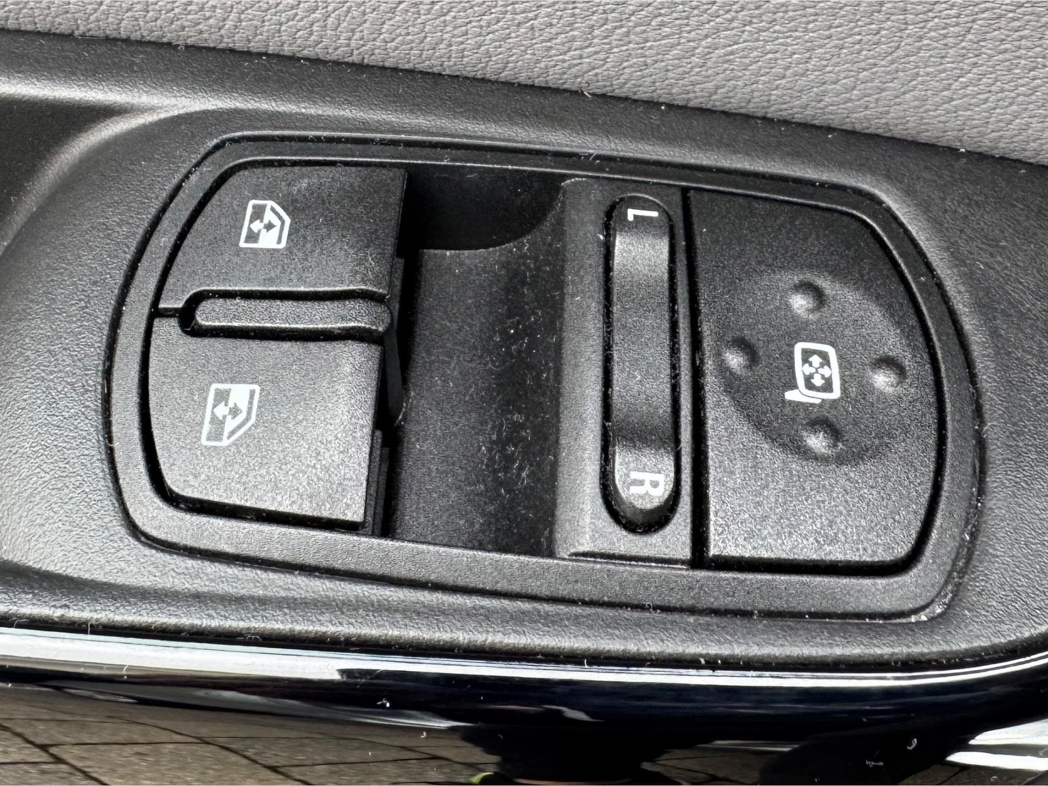 Opel Corsa 1.0 Turbo Start/Stop Innovation (2018) - Photo 10
