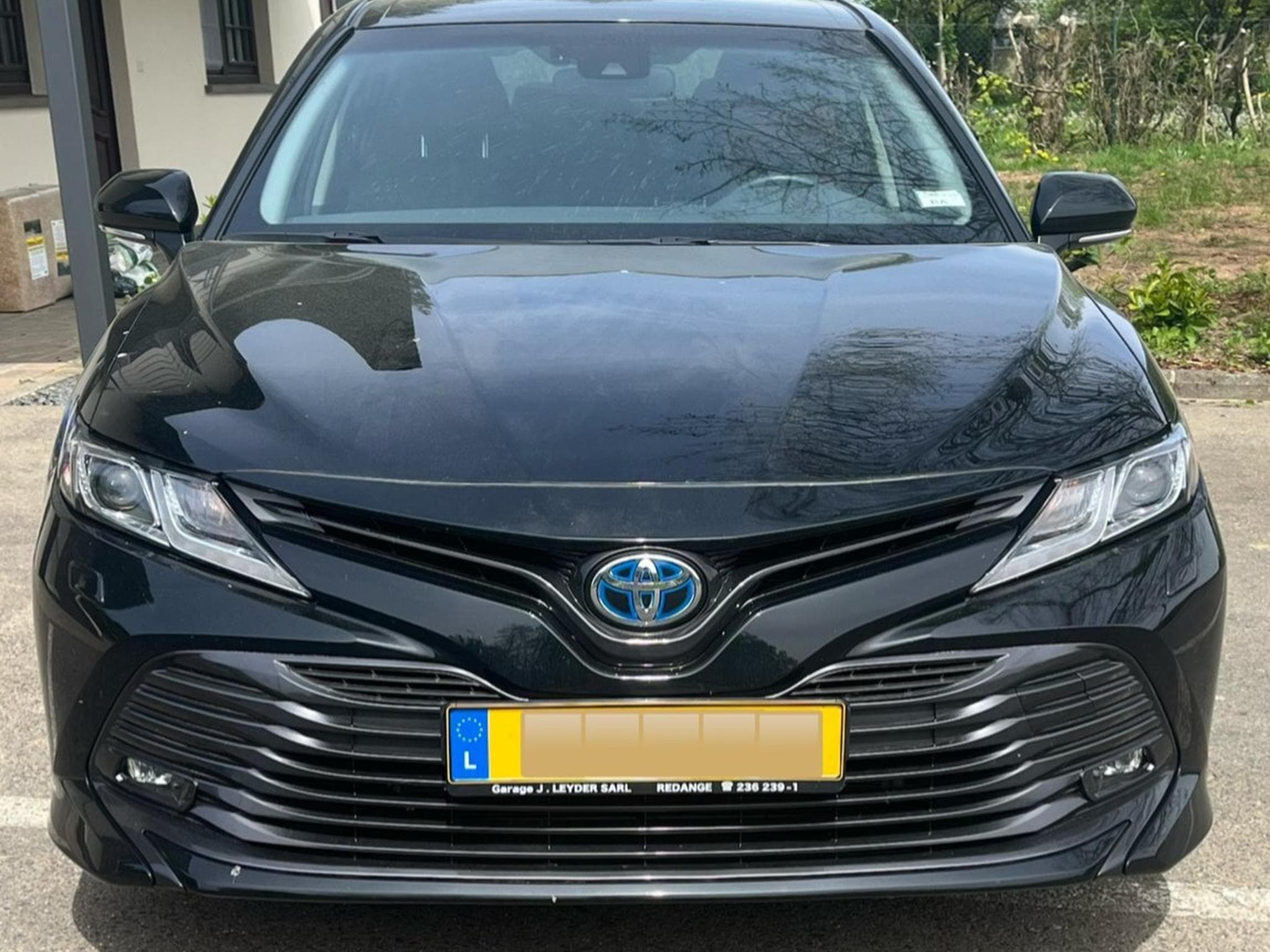 Toyota Camry (2021) - Photo 2