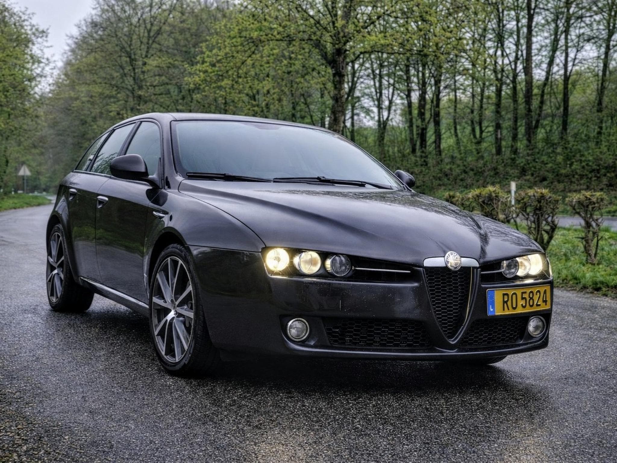 Alfa-Romeo 159 1.9 JTDm (2008) - Photo 2