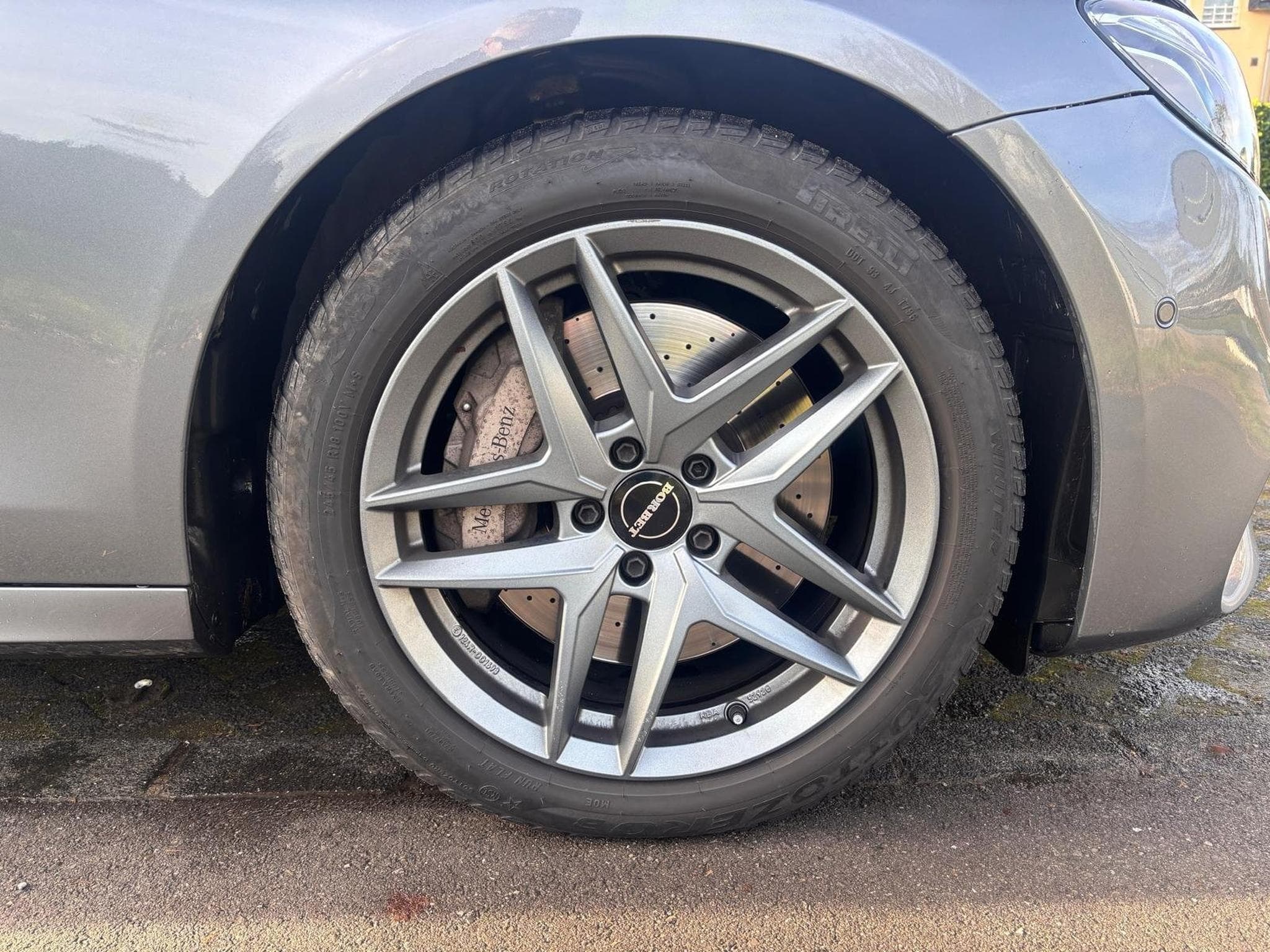 Mercedes E 400 (2017) - Photo 12