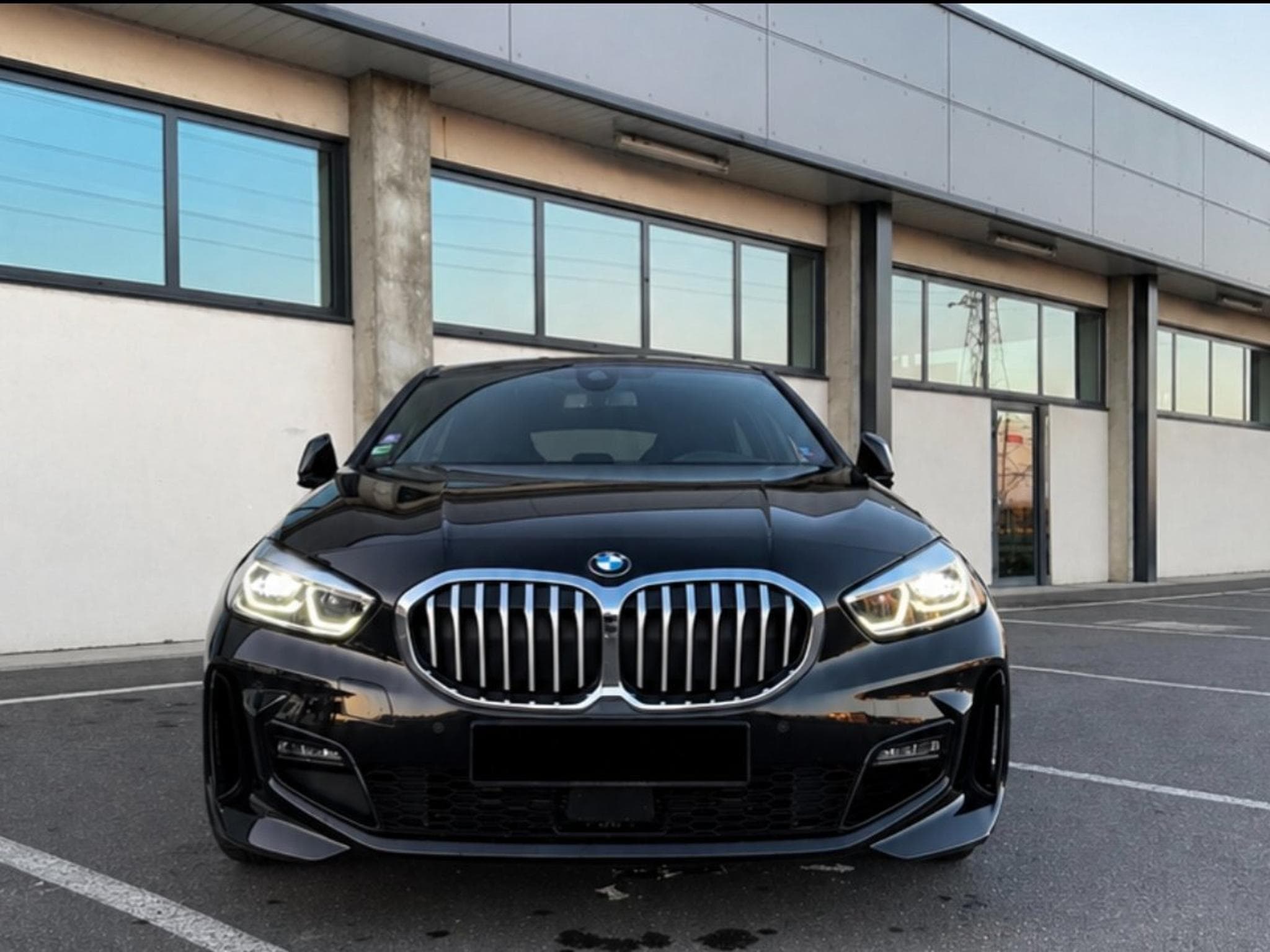 BMW 118 PACK M (2019) - Photo 3