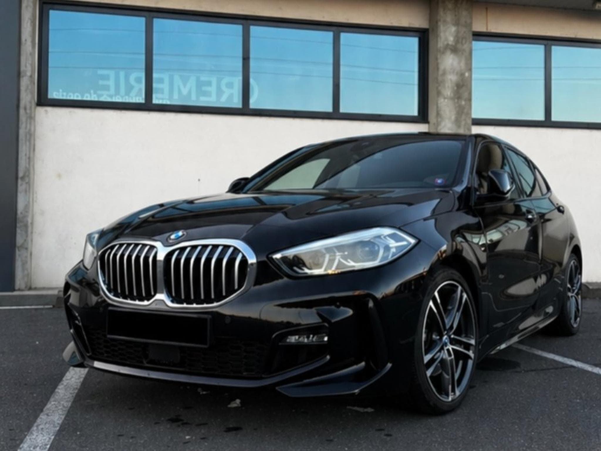 BMW 118 PACK M (2019) - Photo 1