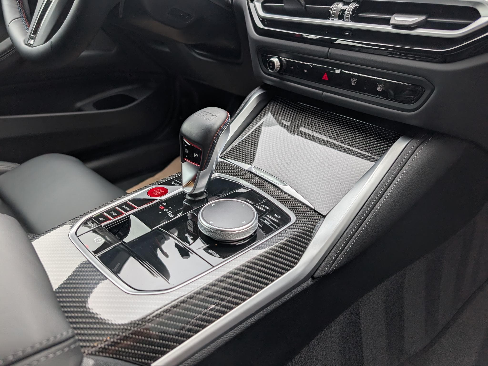 BMW M4 Competition XDrive (2023) - Photo 14