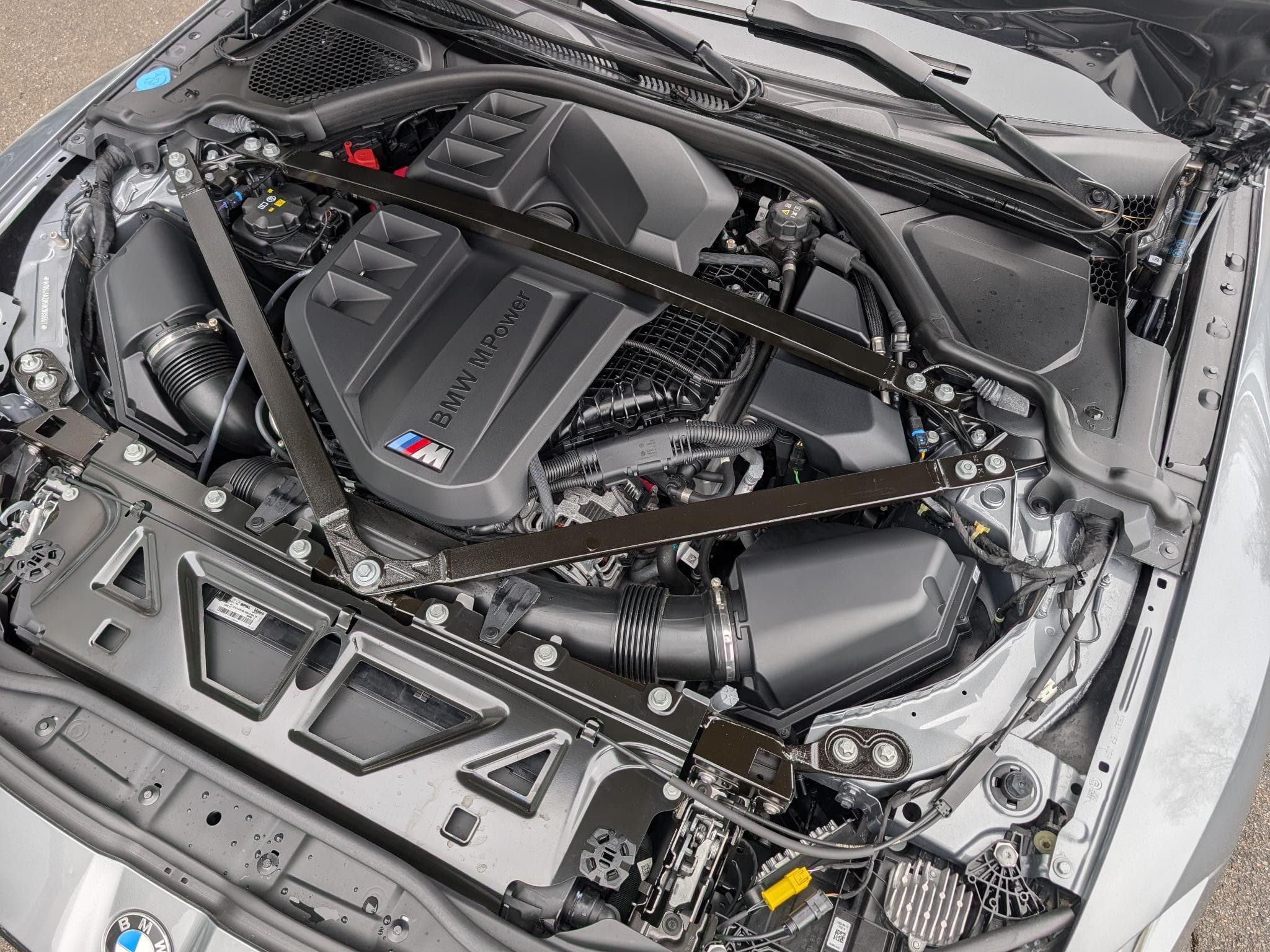 BMW M4 Competition XDrive (2023) - Photo 20
