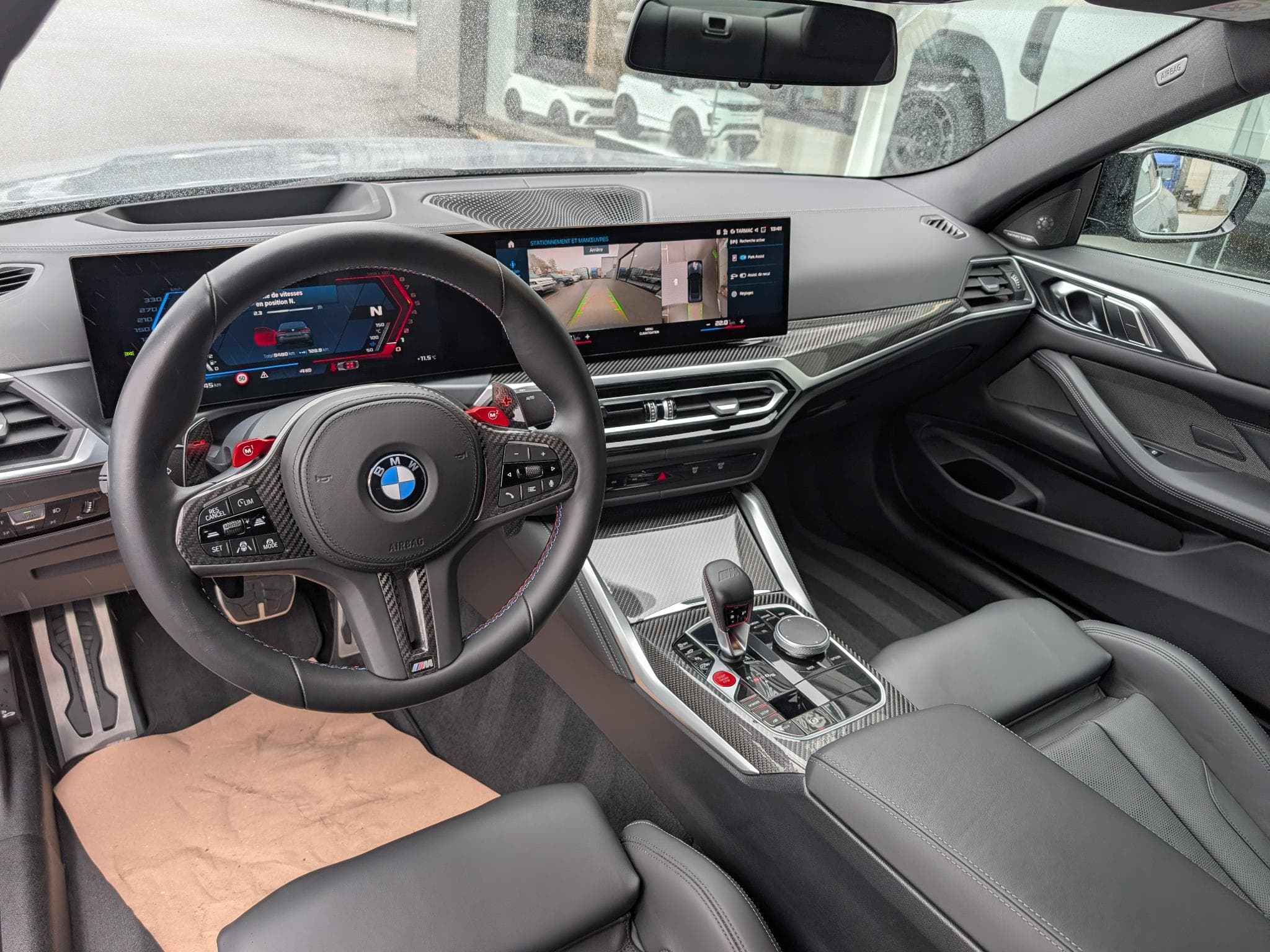 BMW M4 Competition XDrive (2023) - Photo 17