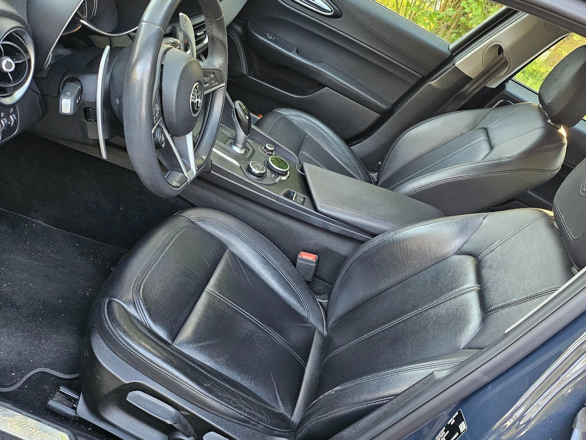 Alfa-Romeo Giulia 200cv (2018) - Photo 11