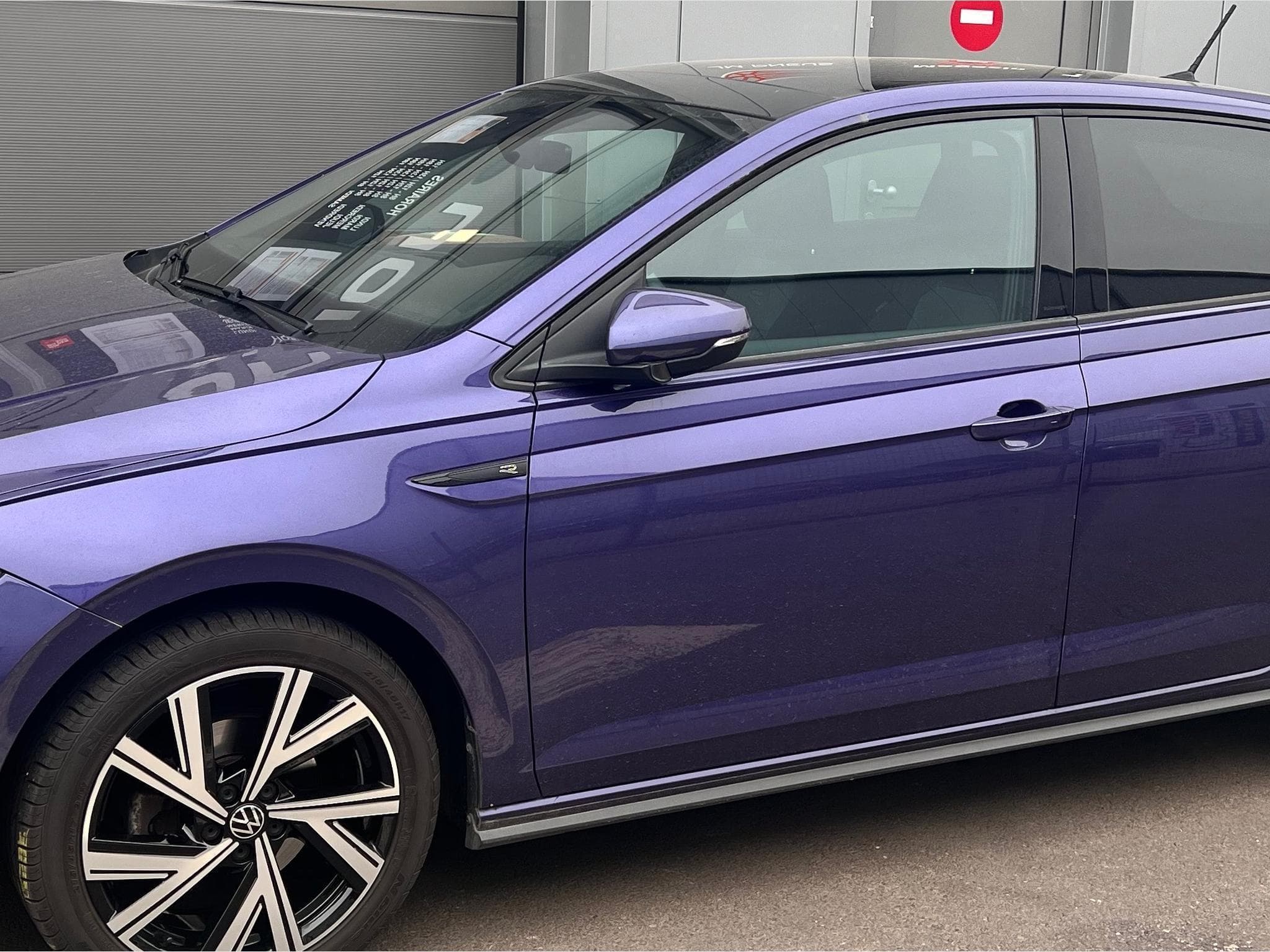VW Polo R Line (2021) - Photo 2