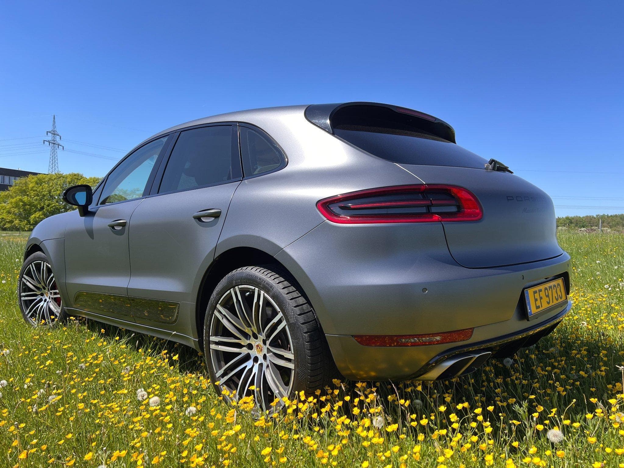 Porsche Macan TURBO (2015) - Photo 4