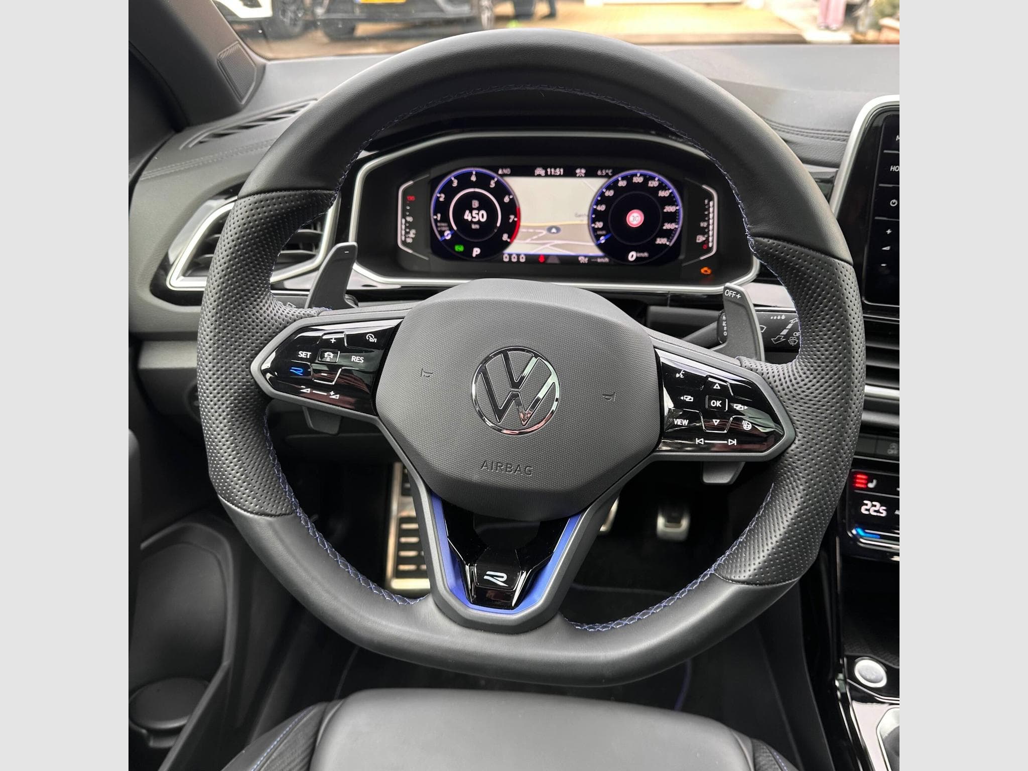VW T-Roc T ROC R Akra Pano Cuir (2022) - Photo 10