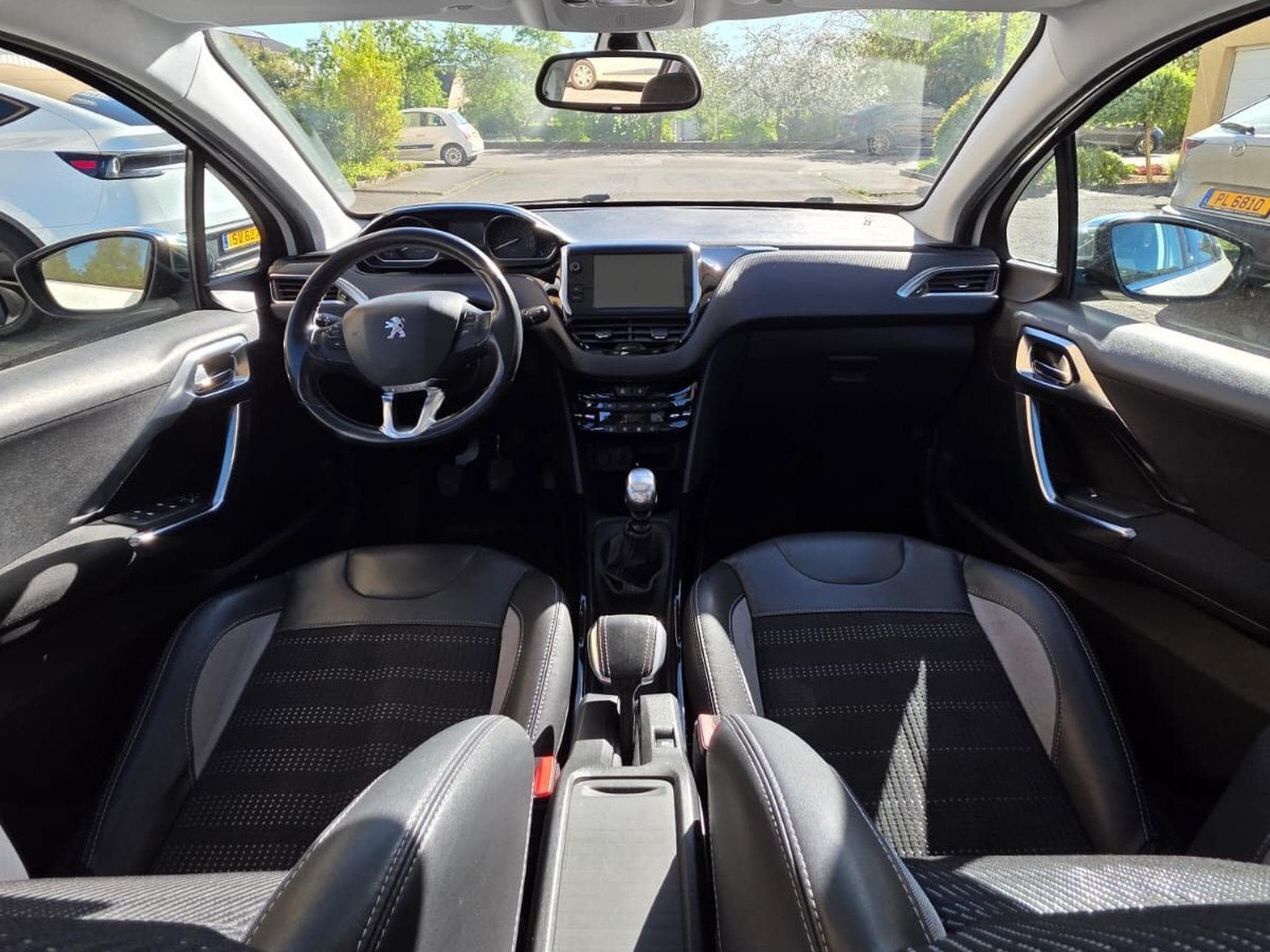 Peugeot 2008 Allure (2016) - Photo 14
