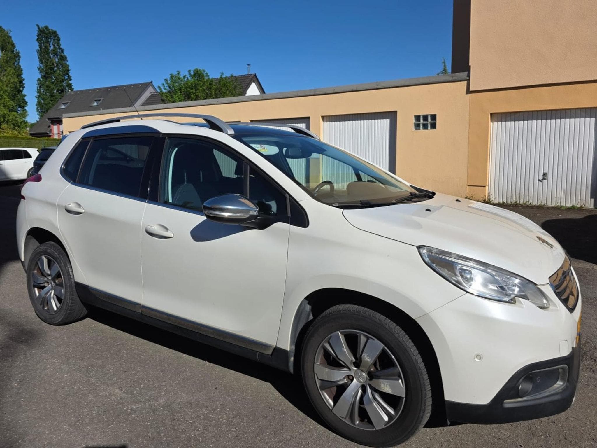 Peugeot 2008 Allure (2016) - Photo 15
