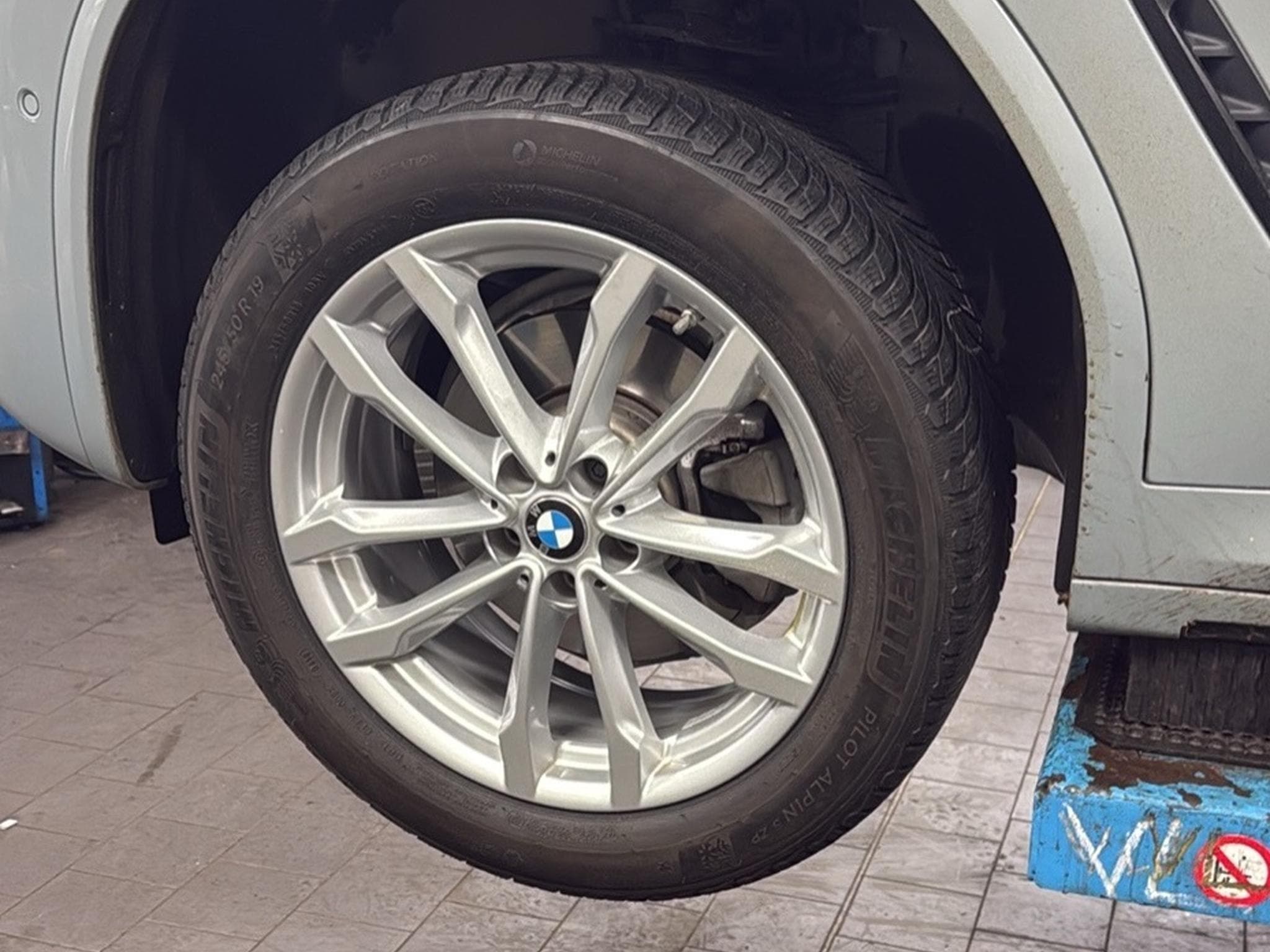 BMW X4 XDrive 20d (2023) - Photo 12